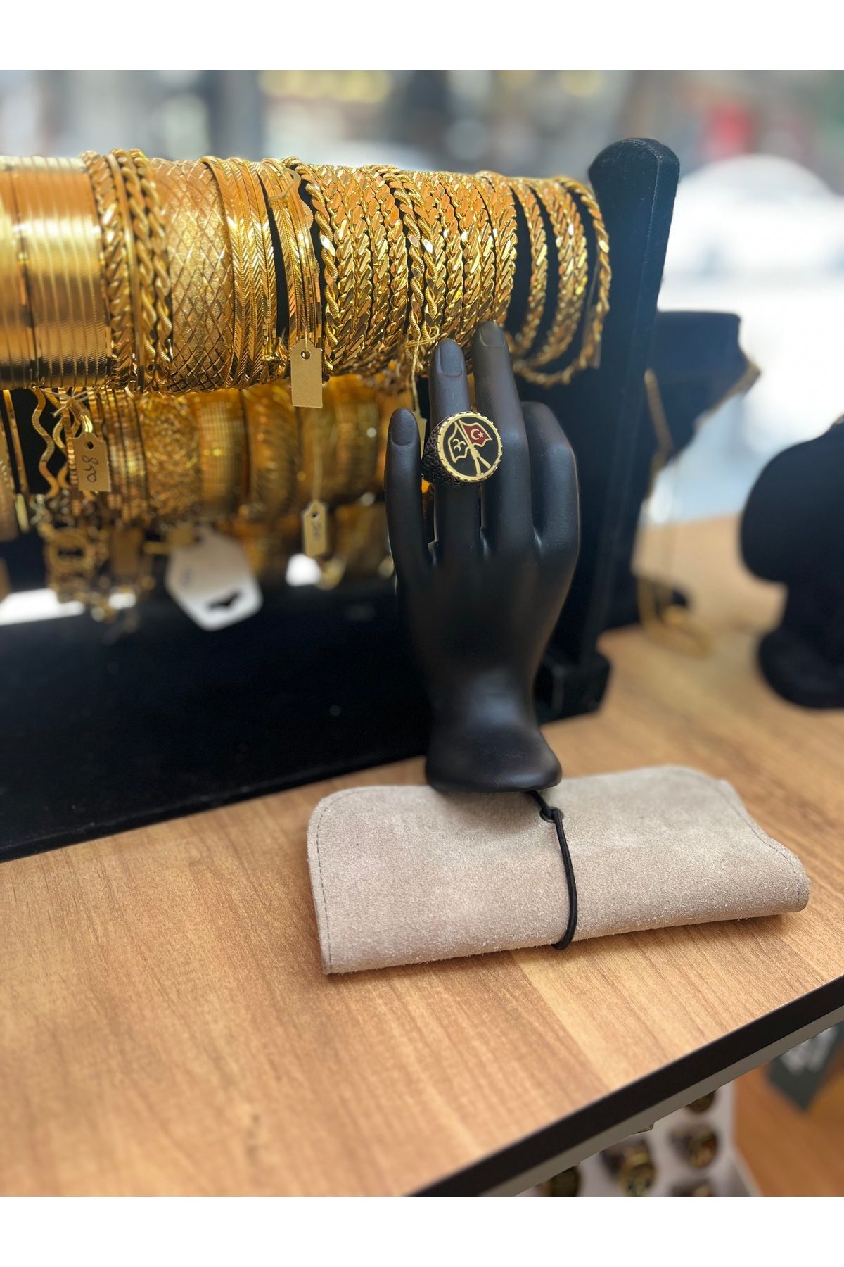 Butik Osmanlı ve Türk bayraklı çekik yüzük