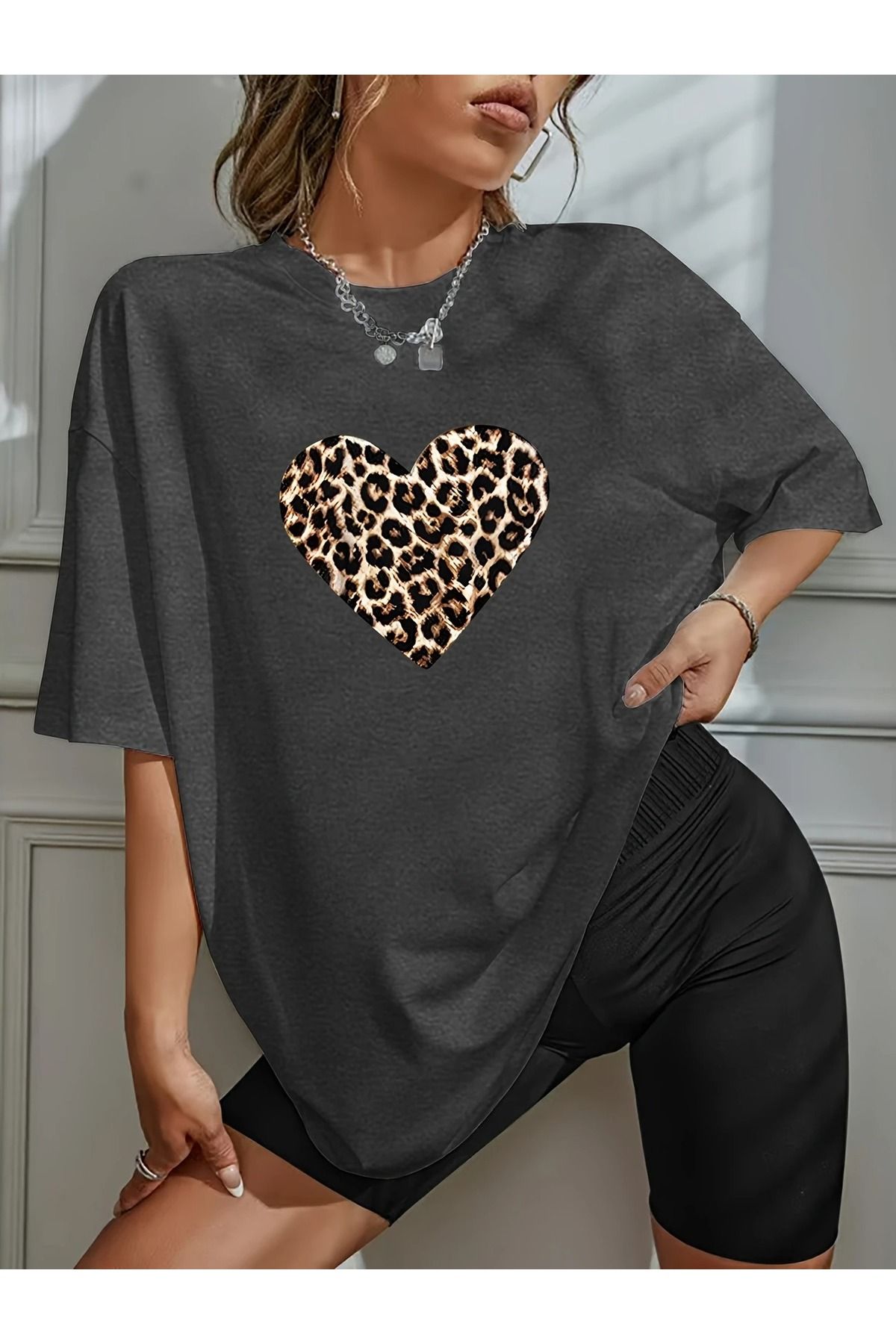 WOODROFFE Kadın Leopar Kalp Baskılı T-shirt, Scuba Dalgıç Kısa Tayt Takım (Tayt Tişört Takım)