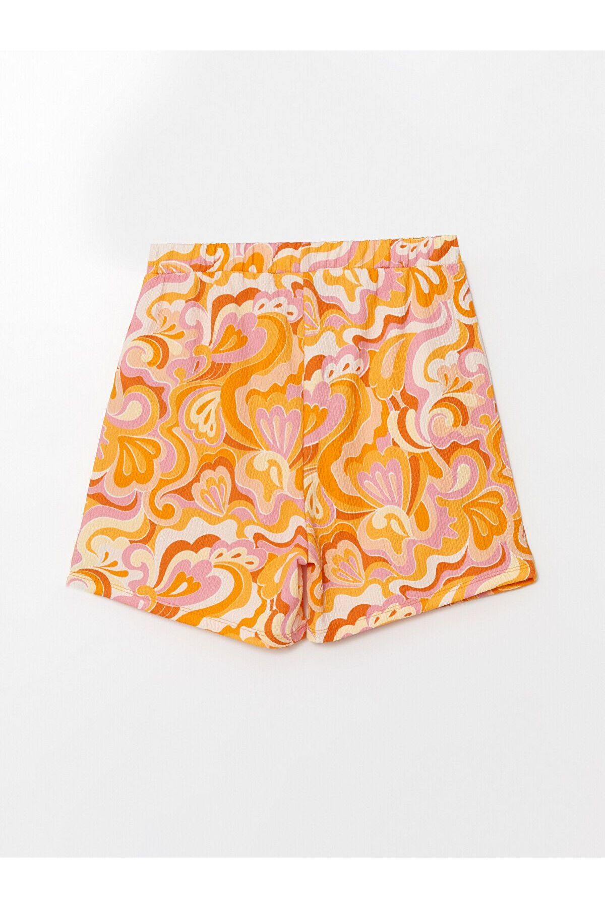 LC Waikiki-Batik Patterned Girl's Shorts with Elastic Waist 3