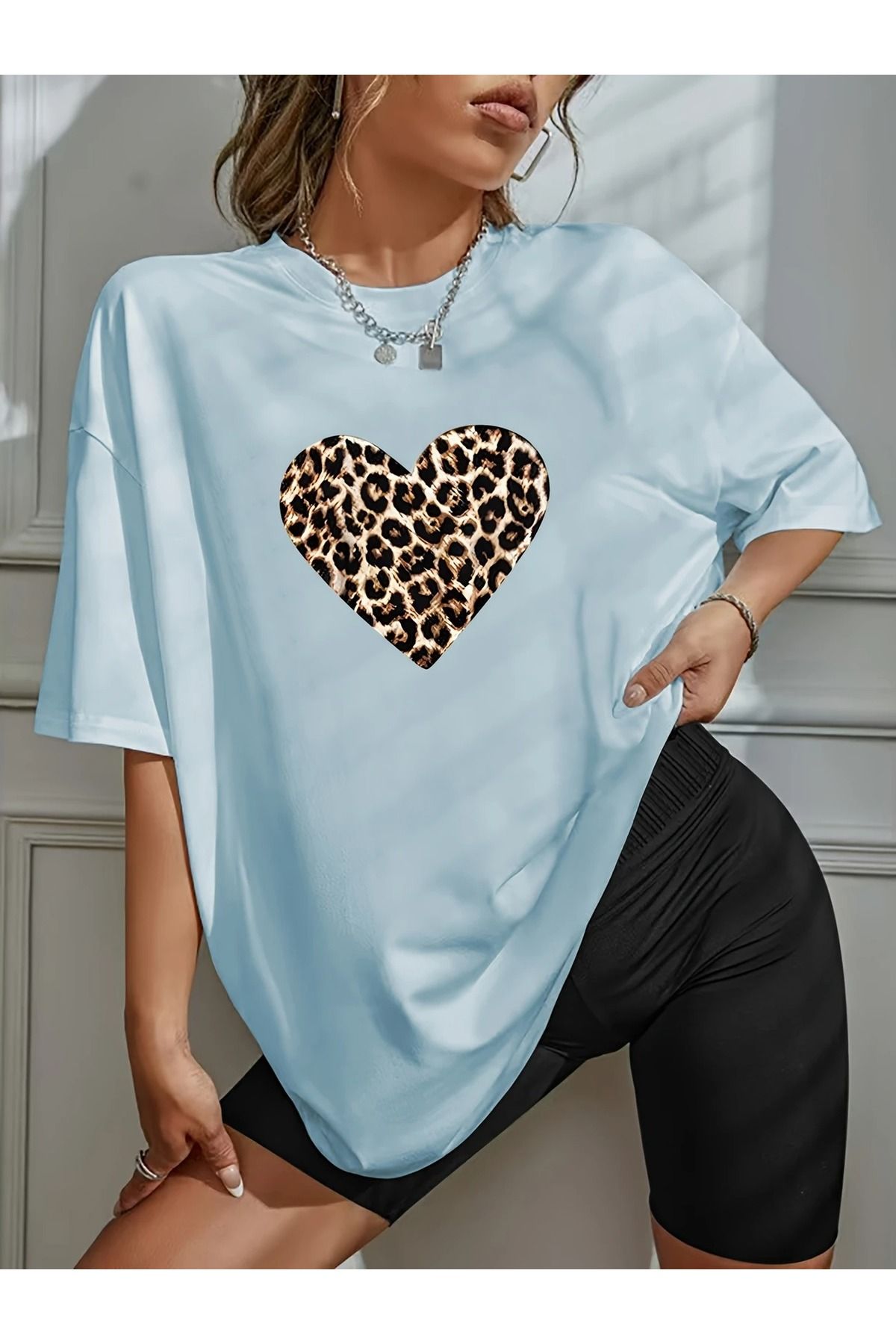 WOODROFFE Kadın Leopar Kalp Baskılı T-shirt, Scuba Dalgıç Kısa Tayt Takım (Tayt Tişört Takım)