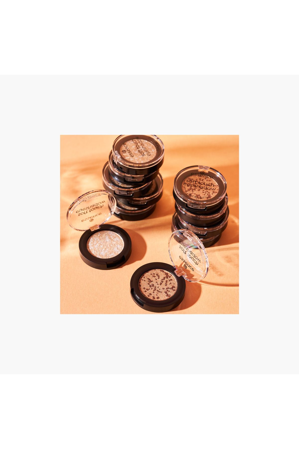 Essence-Essence Soft Touch Eyeshadow Palette 6