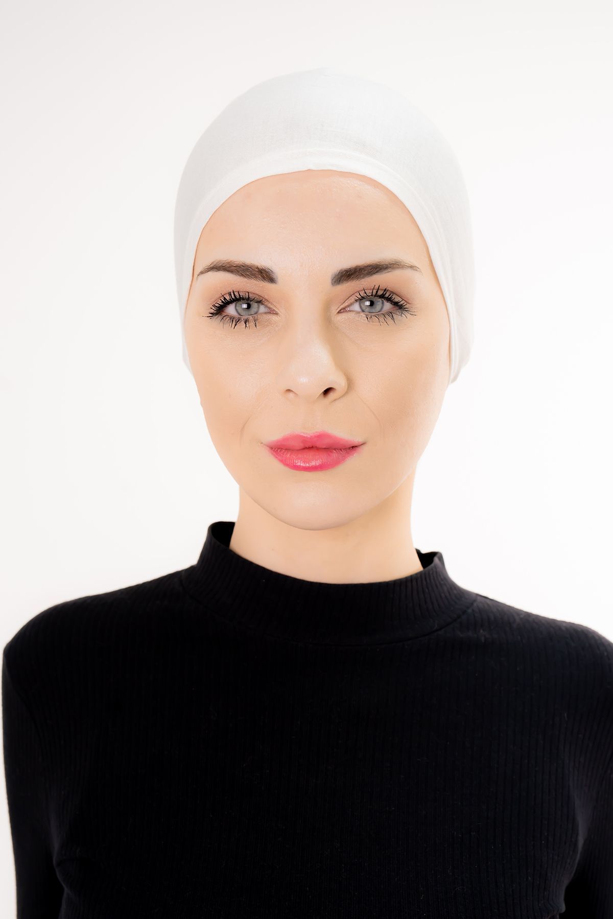 Şalcenneti.com Önü Dikişli Bağlamalı Krem Rengi Bone