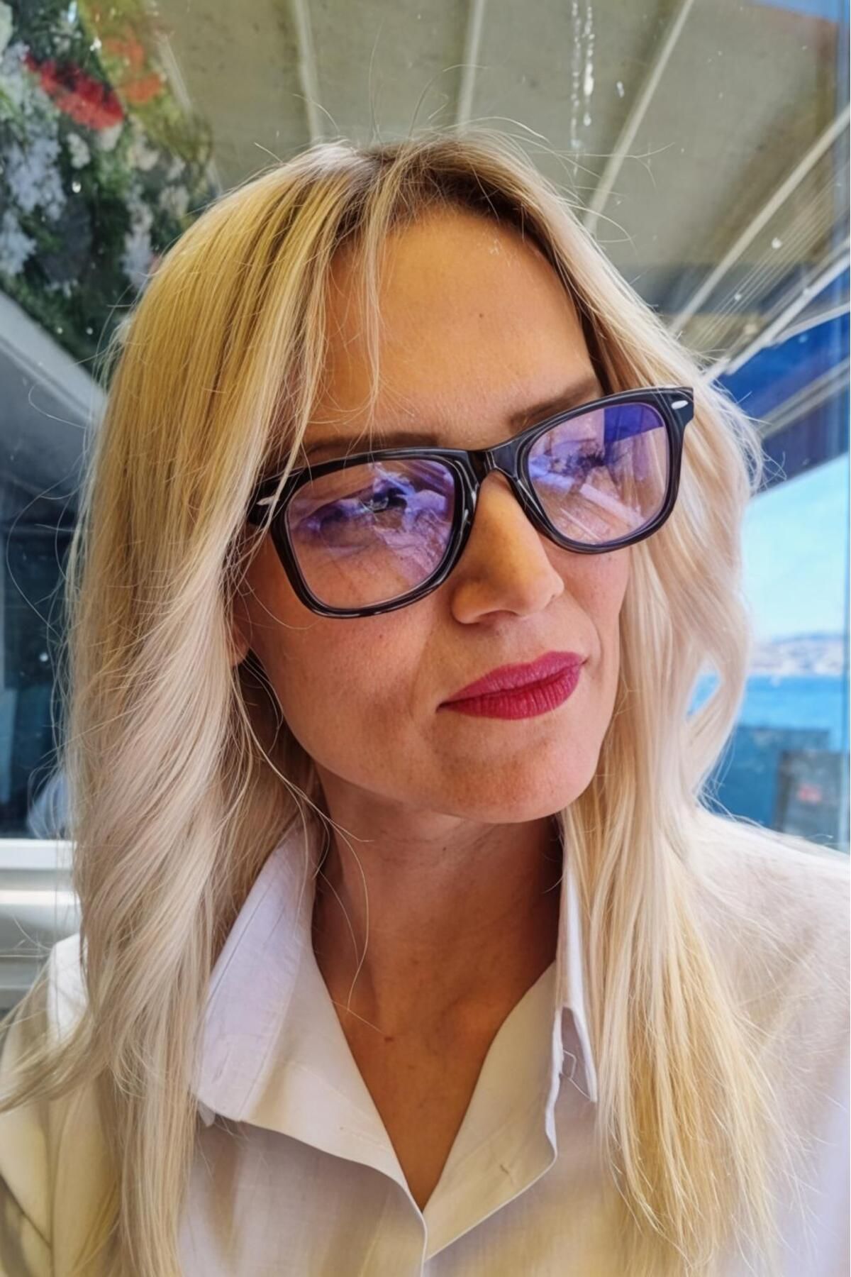 Uniquetrenders Unisex Ronny Mavi Işık Korumalı Dinlendirici Kare Model Ekran Gözlüğü