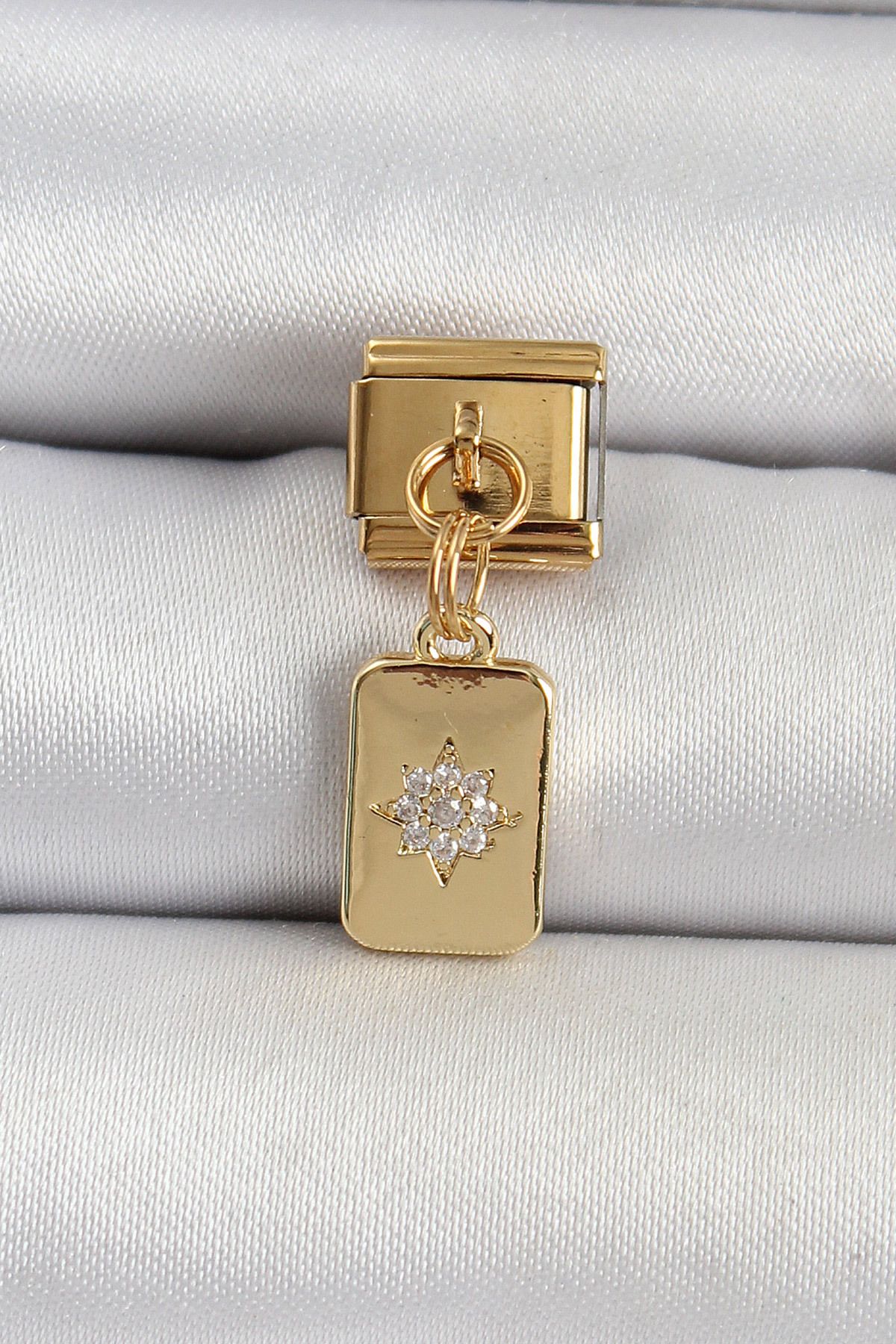 Goşenefmafe 316L Çelik Sallantılı Zirkon Taşlı Kutup Yıldızı Figürlü Dikdörtgen Model Gold Renk Nomination Charm