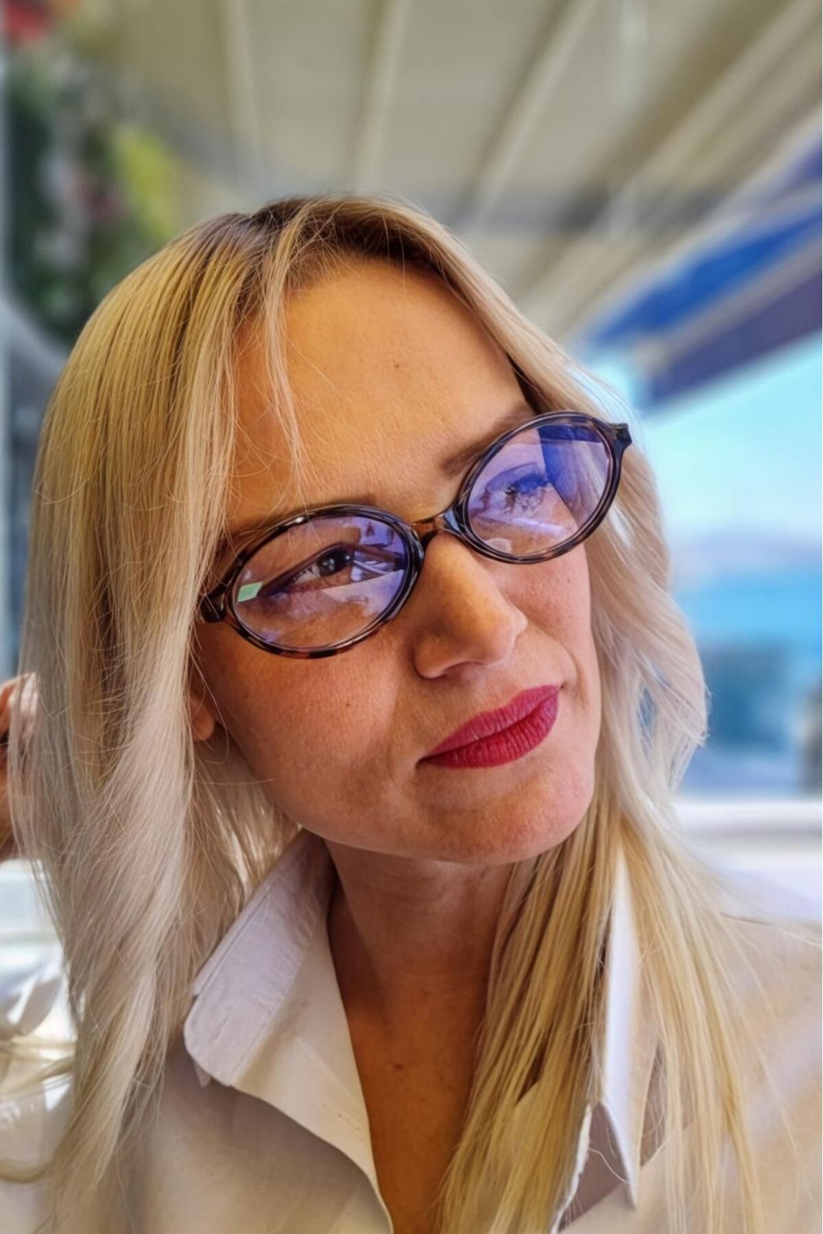 Uniquetrenders Kadın Candy Mavi Işık Korumalı Dinlendirici Oval Model Ekran Gözlüğü
