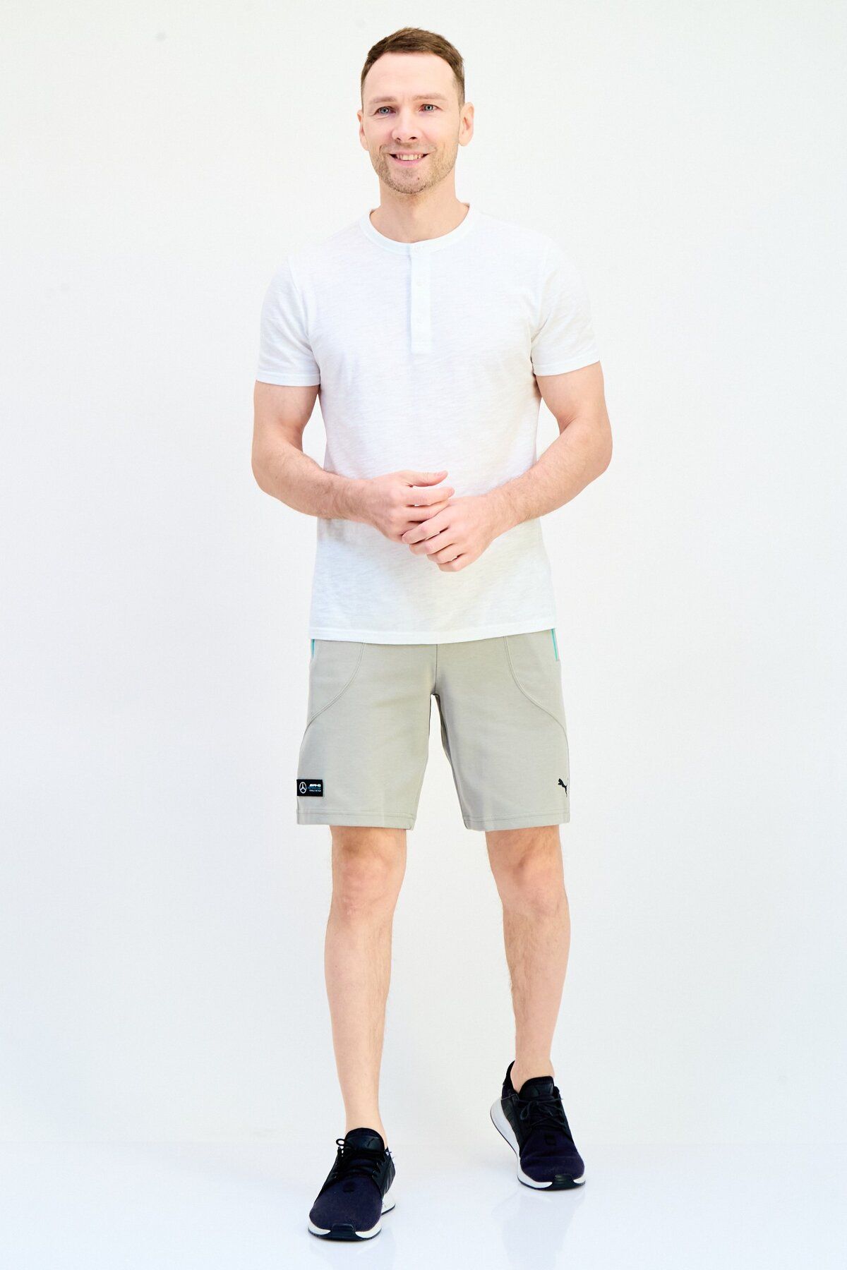 Puma-Men Sportswear Fit Drawstring Outdoor Shorts, Grey 4