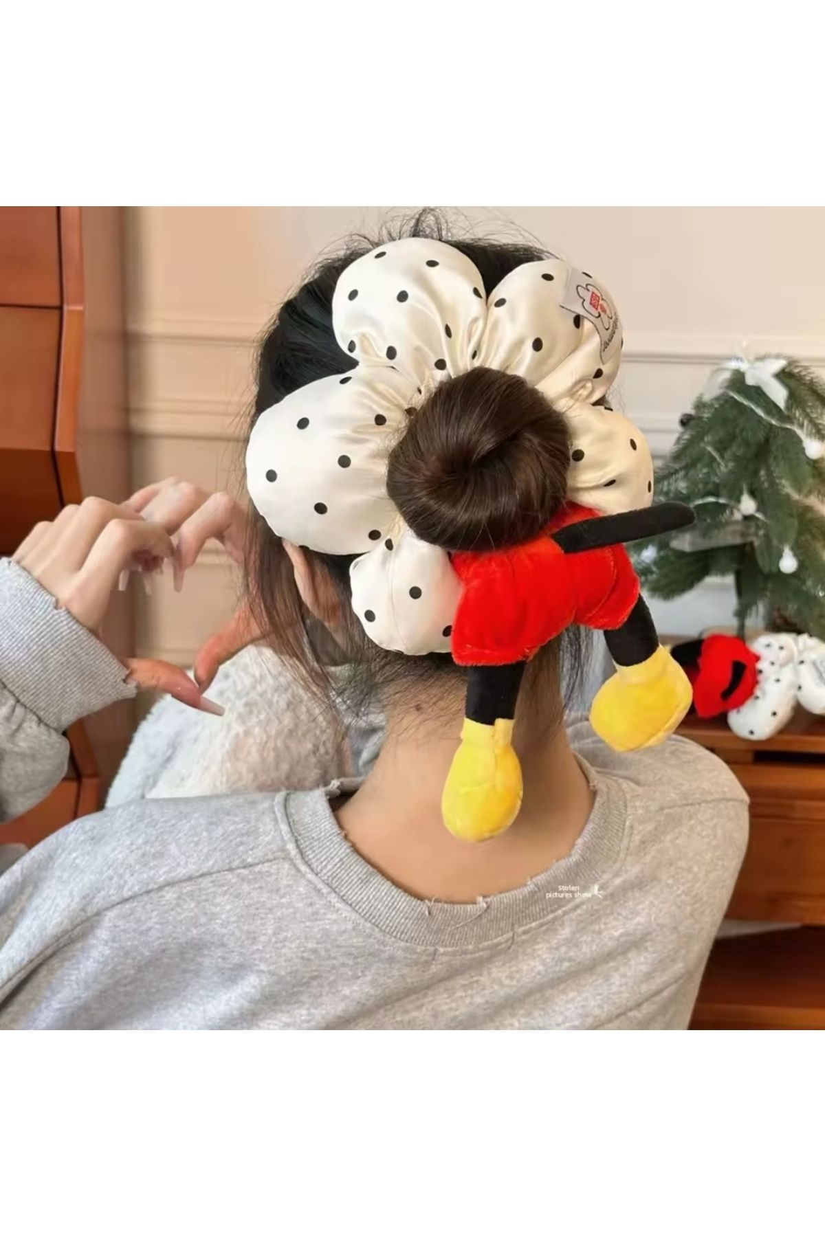 GÜLPEŞE Mickey Mouse Detaylı Yeni Trend Pofuduk Peluş Simit Saç Bağlama Tokası Xp-7299