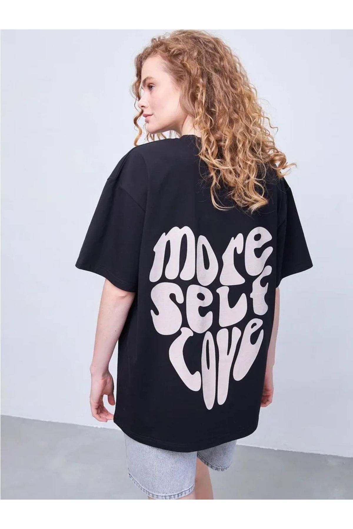 ELNOYA Unisex Pamuklu Siyah Oversize "More Self Love" Baskılı Bisiklet Yaka Rahat T-shirt
