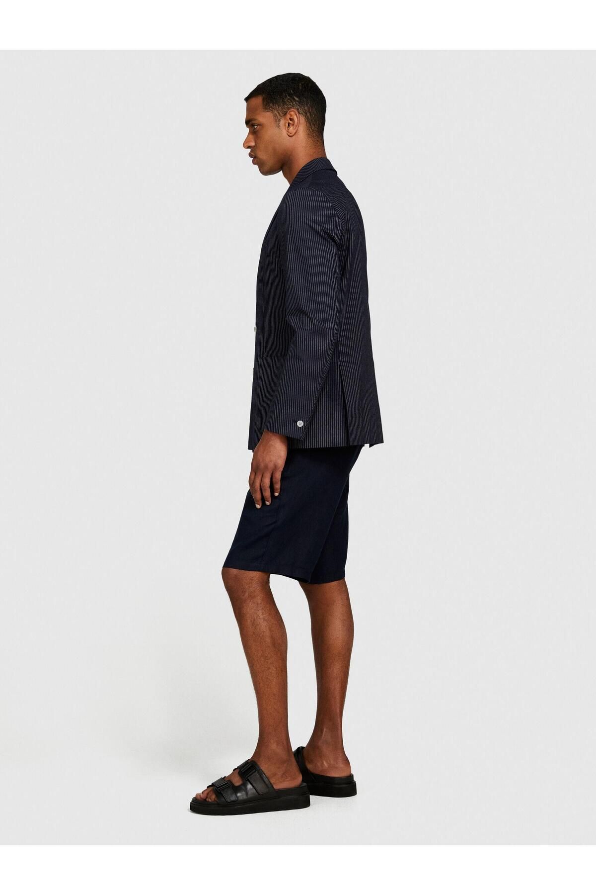 Sisley %100 Keten Slim Fit Bermuda Şort Erkek Lacivert Şort - 324P4AGHS9010