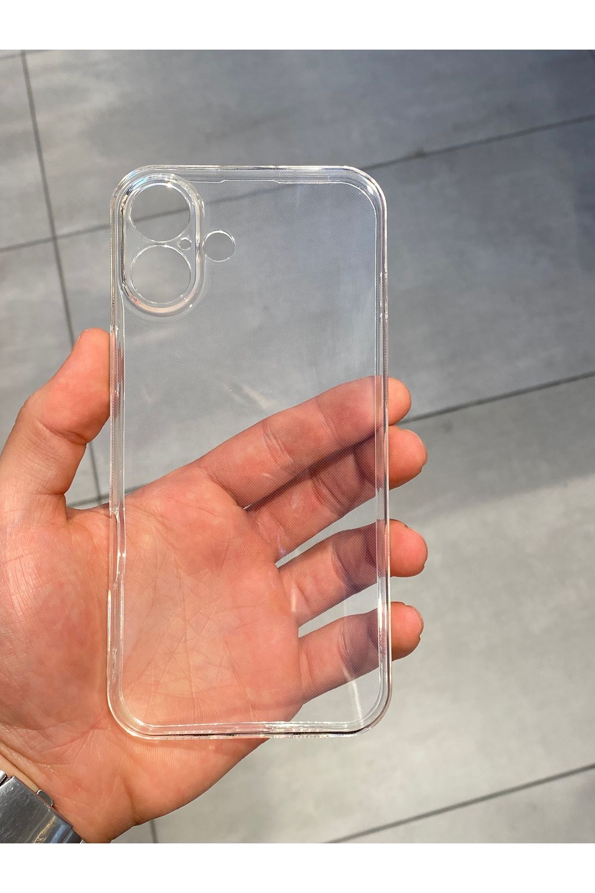 Mee.co İphone 16 Plus Uyumlu İçi Kadife Koruyucu Lansman Silikon Kılıf