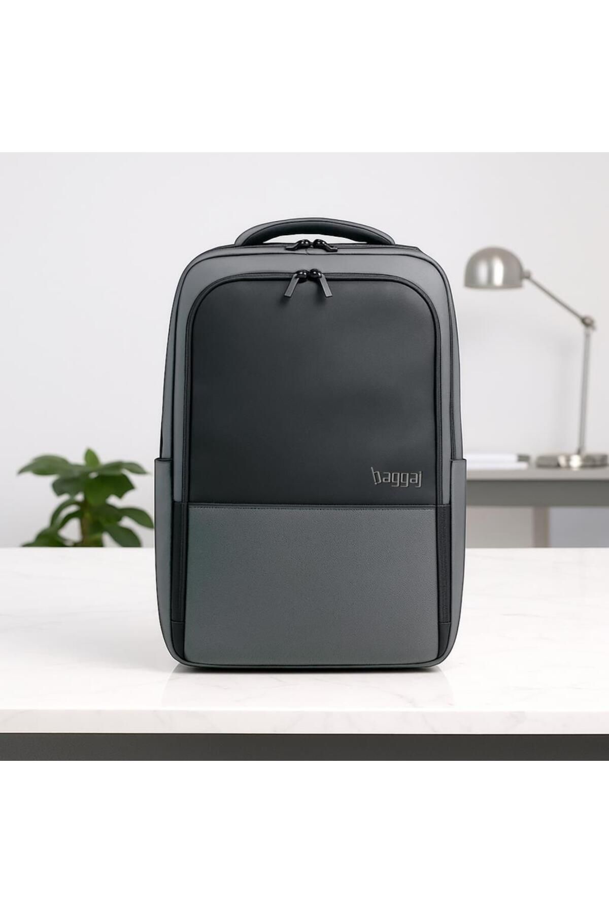 Baggaj Laptop ve Seyahat için İnce Tasarım Sırt Çantası Baggaj S24112