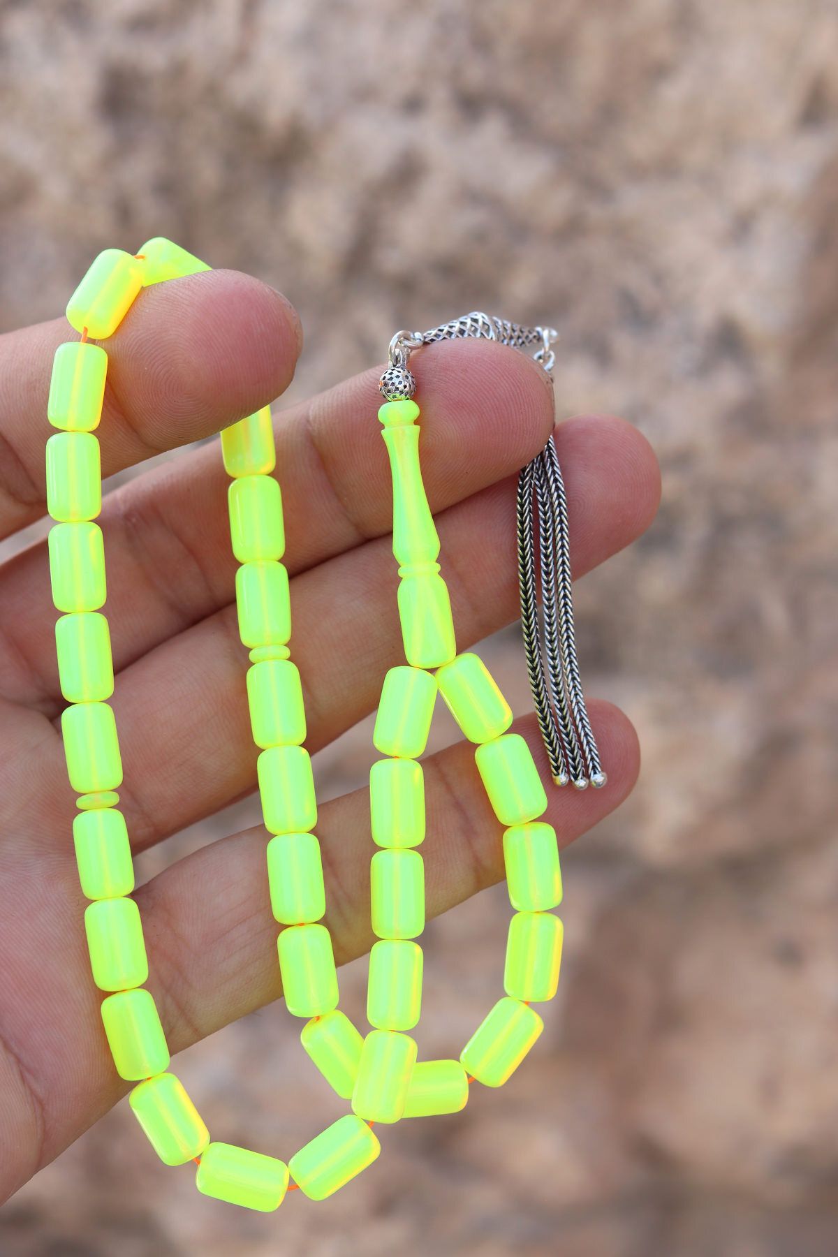 Midyat Nurtaş Gümüş Neon Sarısı Opal Taşlı Kapsül Kesim Gümüş Püsküllü Doğal Taş Tesbih 201024168