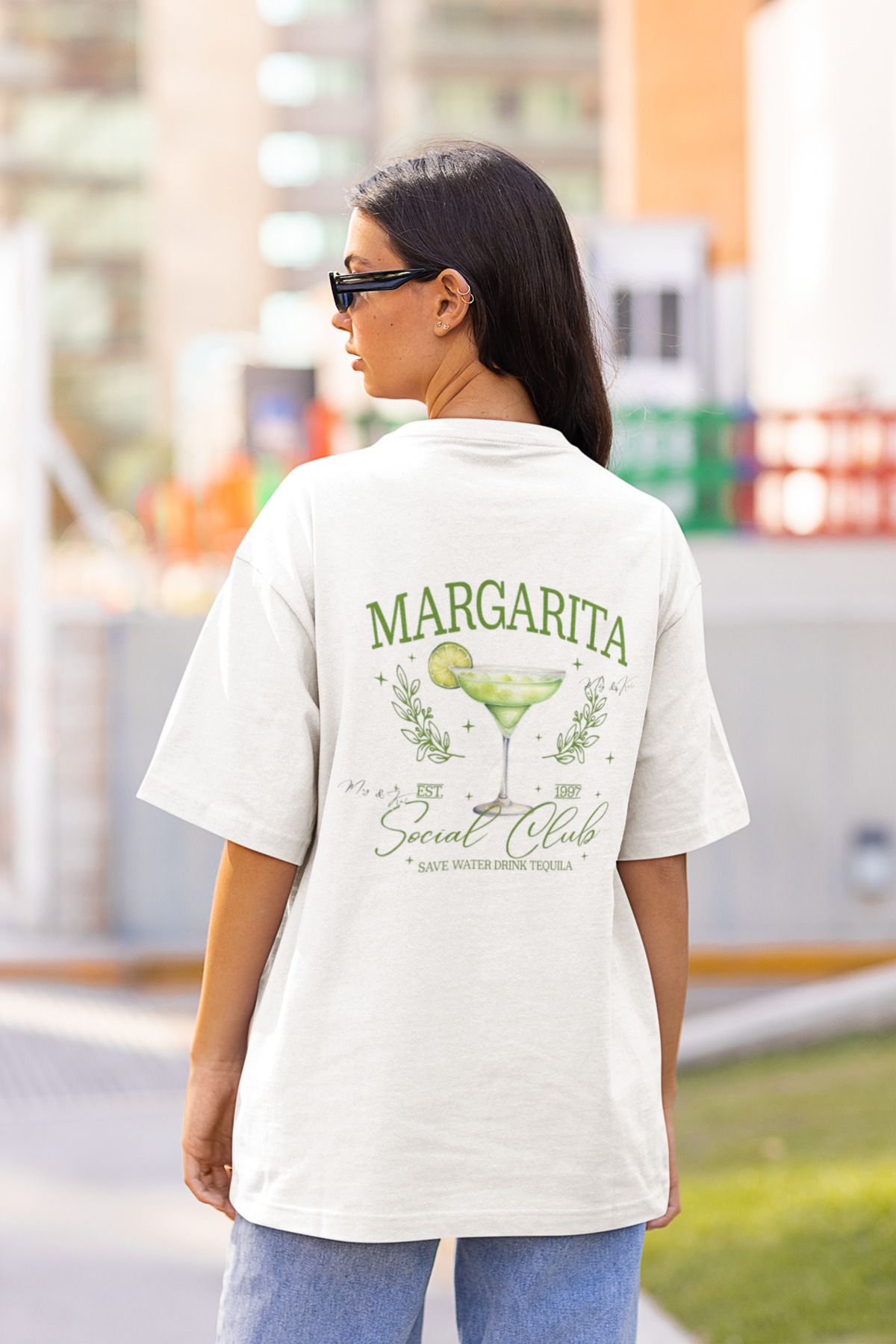 MAGORS MARGARITA SIRT BASKILI BİSİKLET YAKA PAMUKLU OVERSIZE KALIP KISA KOLLU KADIN TSHIRT