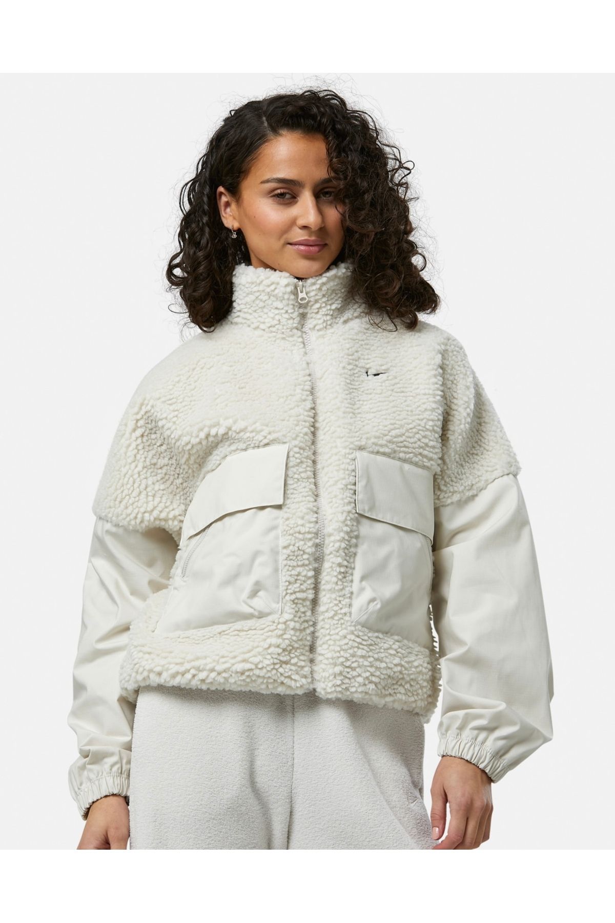 Nike Sportswear Essential Cozy Oversized Faux Fur and Ripstop Fabric Full-Zip Krem Kadın Peluş Mont
