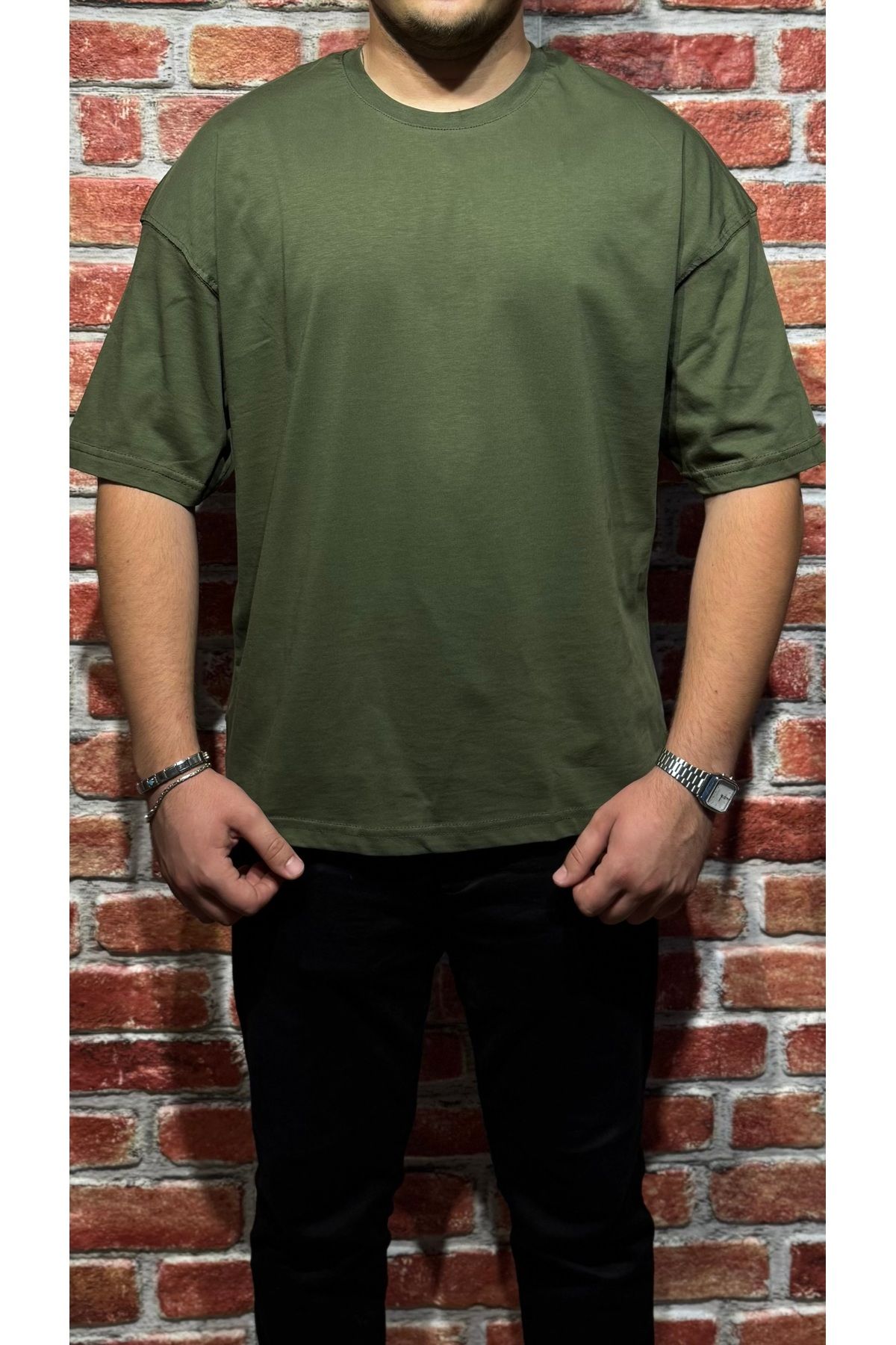 SAMmoda Unisex & Oversize Geniş Kesim %100 Pamuk Yumuşak Dokulu Basic Bisiklet Yaka Tişört