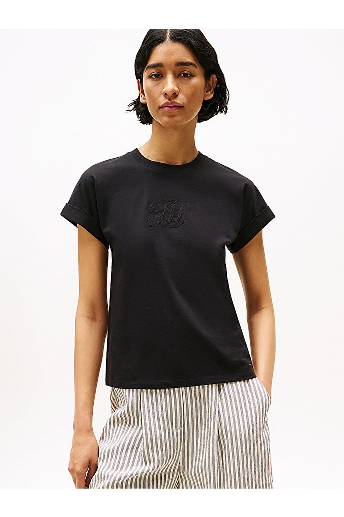 Tommy Hilfiger Logo Embroidery Crew Neck T-Shirt