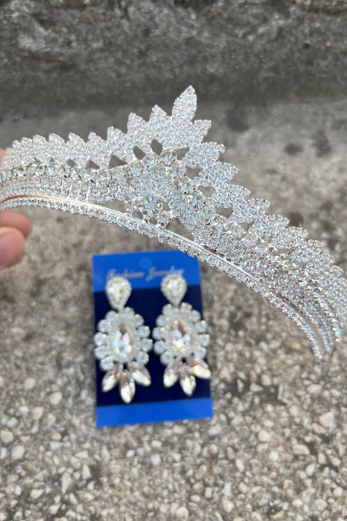 Hobigram-Daniela Silver Bridal Henna Crown Special Occasion Accessory Women's Crown and Three Shuttle Earrings Set 3