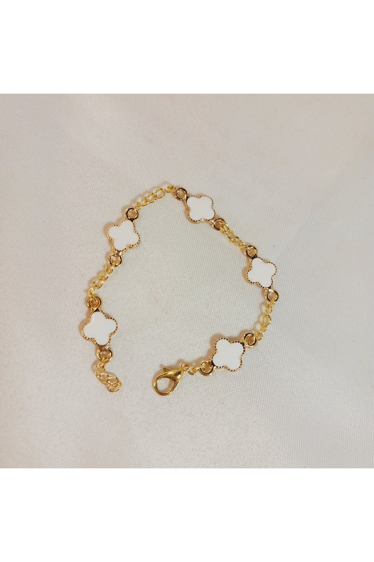 Crystal Atelier Van Cleef Tarzı Unisex Takı Modeli-Altın Kaplama Zincirli Mini Beyaz Yonca Figürlü Şans Bilekliği