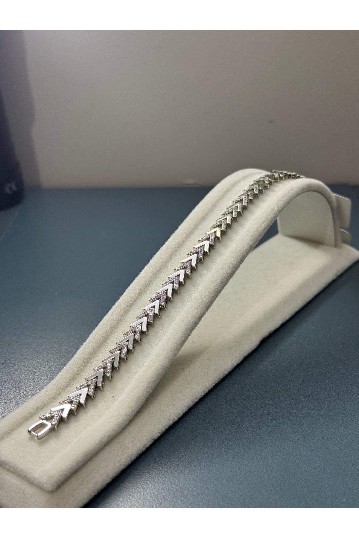 XUPING JEWELRY 316L ok detaylı çelik bileklik paslanmaz kararmaz