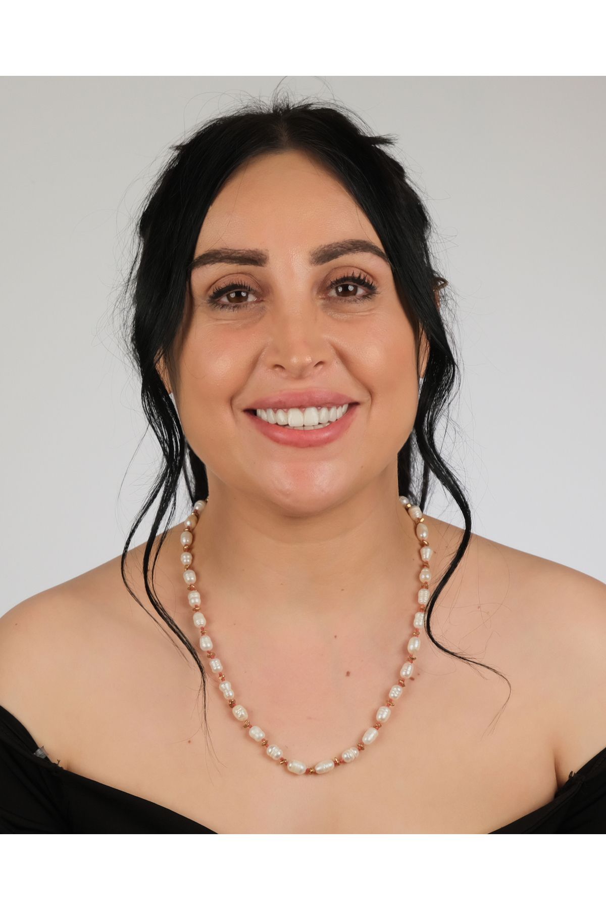 polimooi El Yapımı Barok İnci Boncuklu Bronz Disk Detaylı Kolye – Klasik Boho Statement