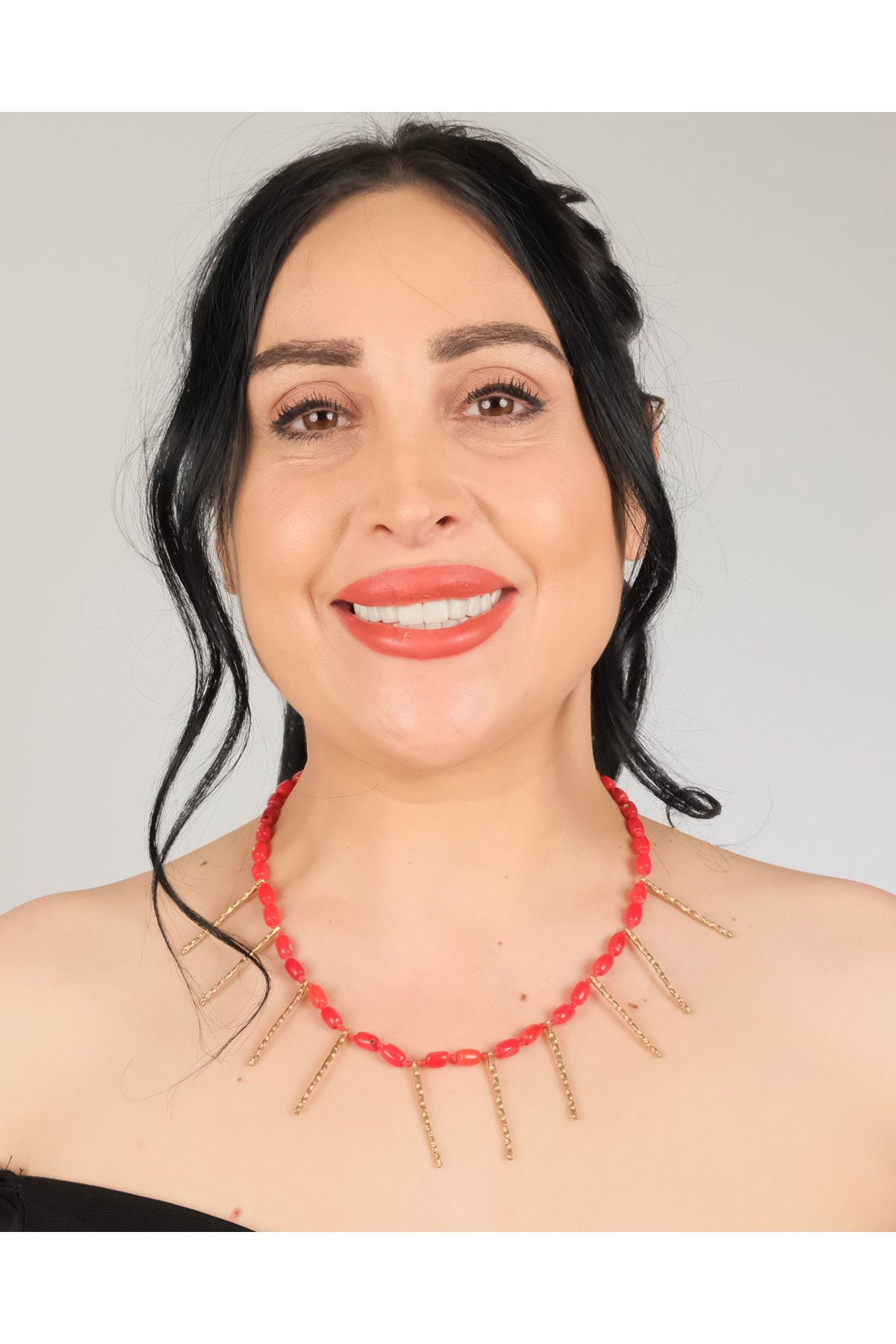 polimooi El Yapımı Mercan & Bronz Çubuk Sallantılı Kolye – Boho Vintage Statement Takı