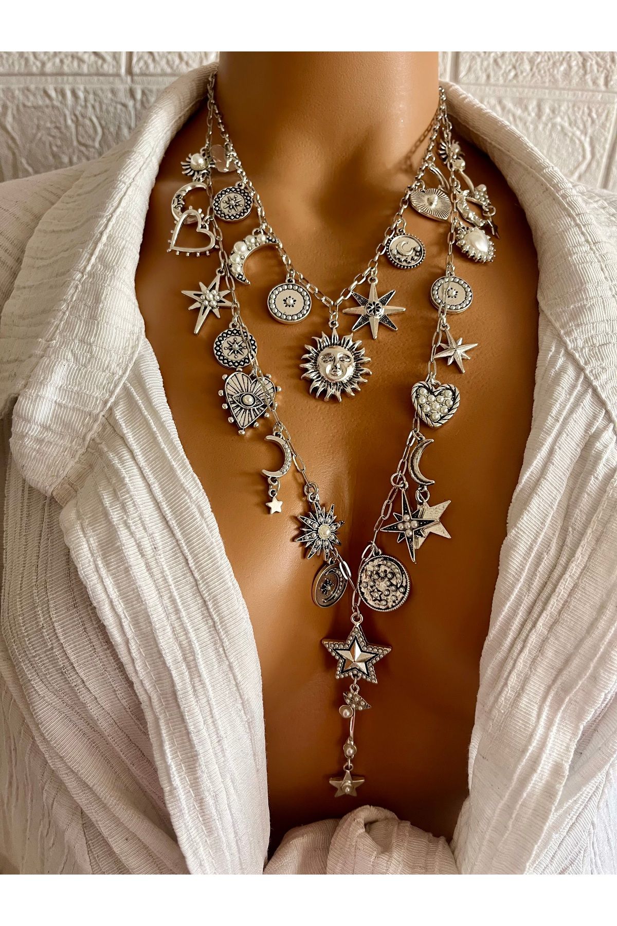 Aka Charm ikili marka model gezegen kolye