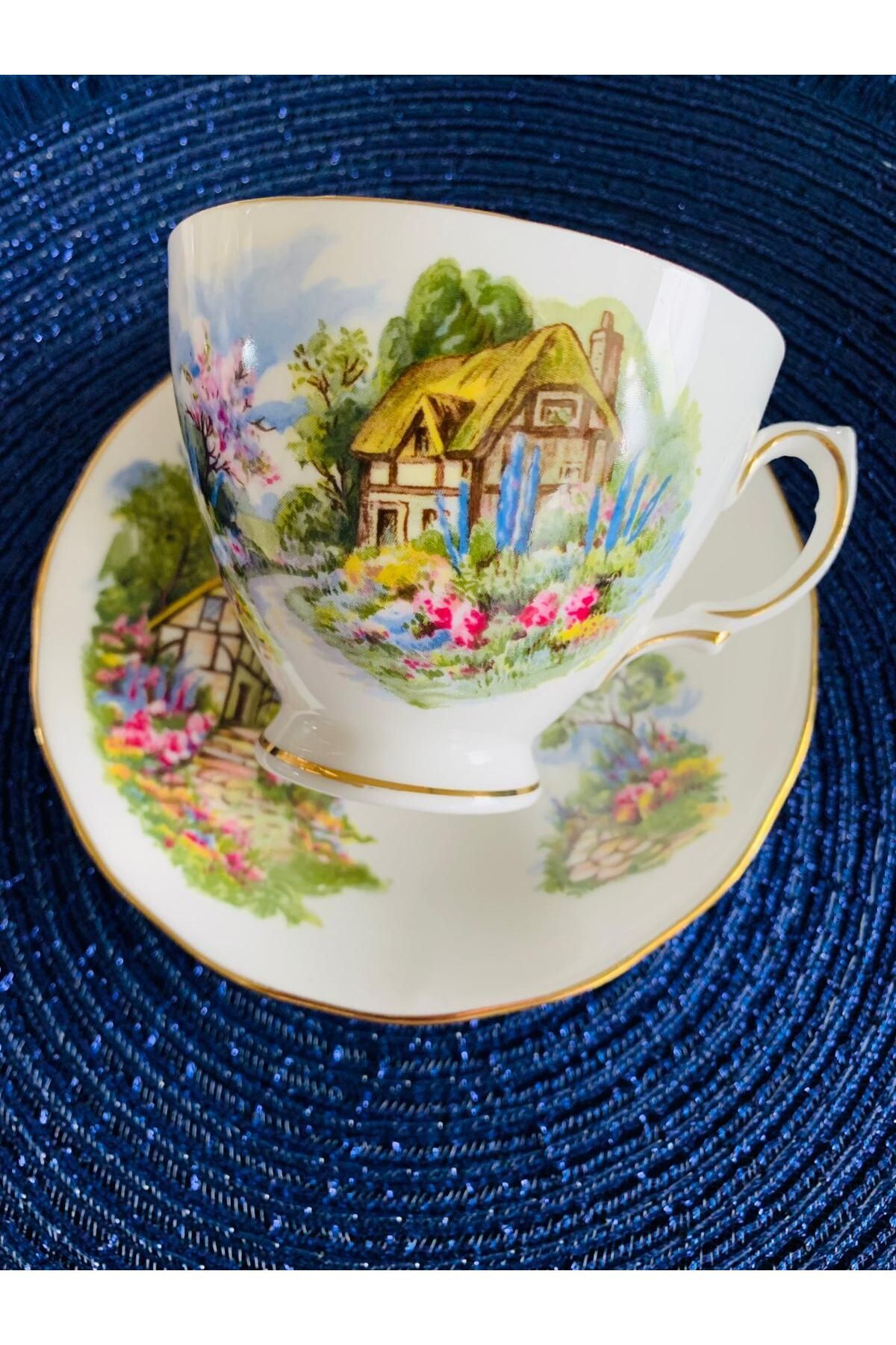 Royal Antika Royal Vale Kraliyet İngiliz Country Kemik Porselen Cottage Altın Yaldızlı Çay/Kahve Fincanı