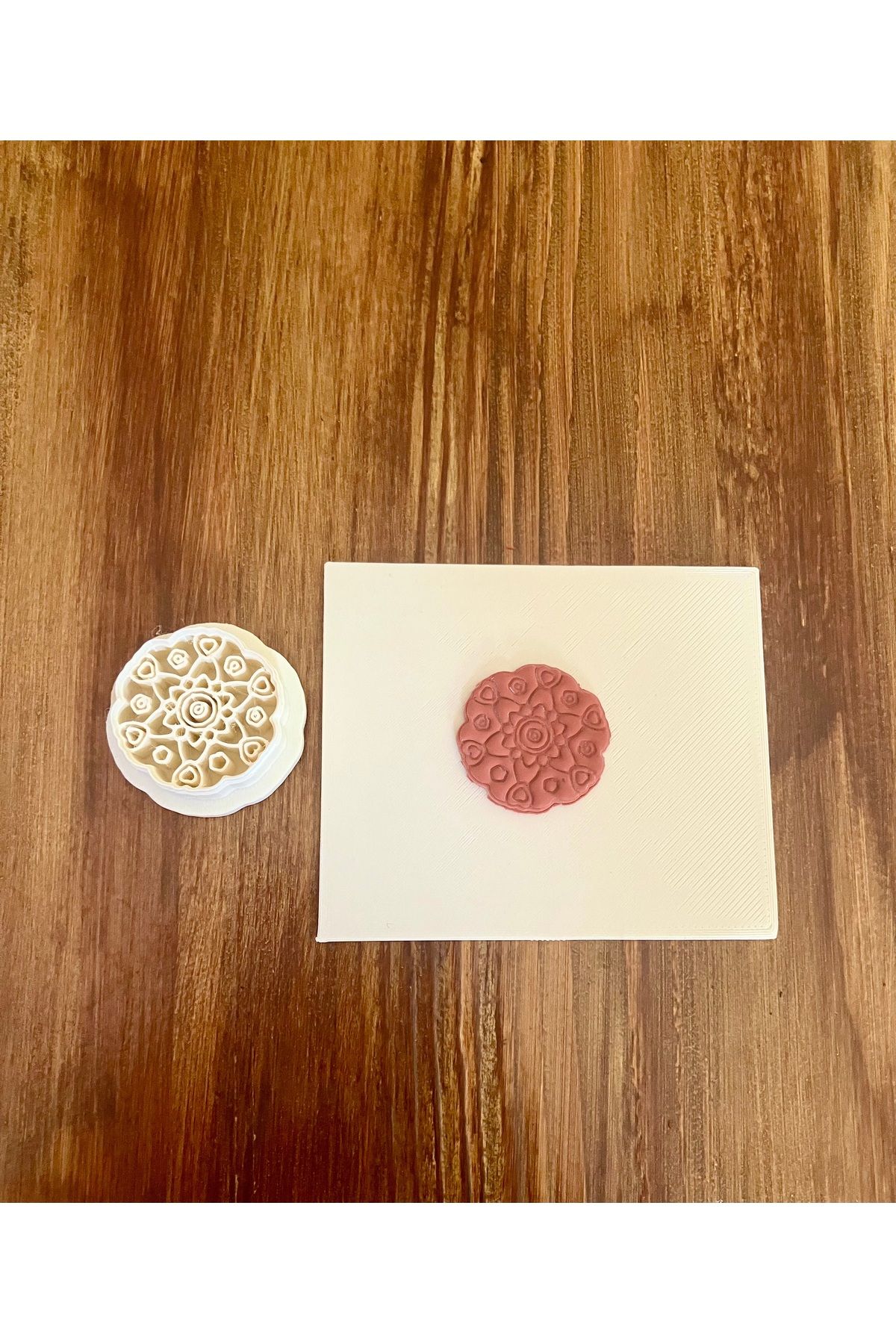 Volala Mandala Çiçek Polimer Kil Küpe Kalıbı-3 cm
