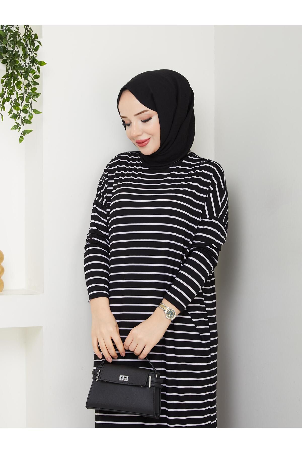MODAMÜNASİP-Our Striped Viscose Combed Cotton Dress with a Fabric That Doesn'T Define the Line of the Hat 3
