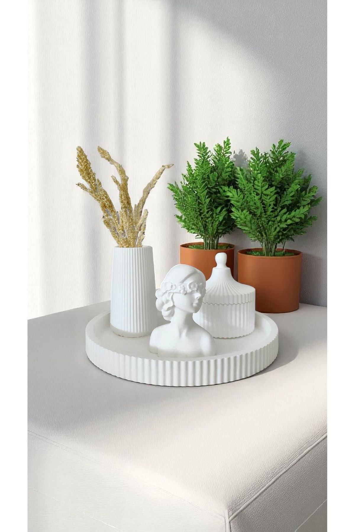 Minima Art Studio Dekoratif Vazo Ve Kadın Biblo Set