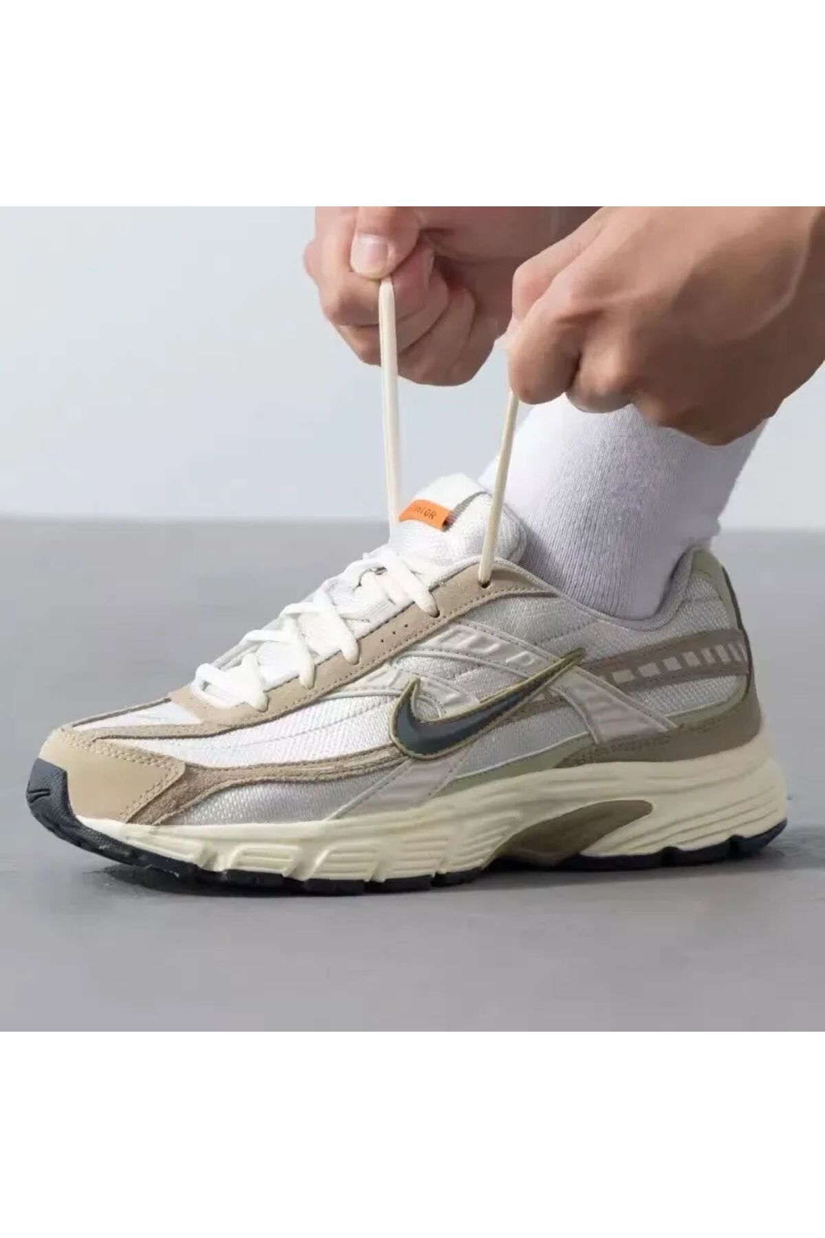 Nike Erkek Spor Ayakkabı Initiator Bej Günlük Yürüyüş Ayakkabısı Sneaker