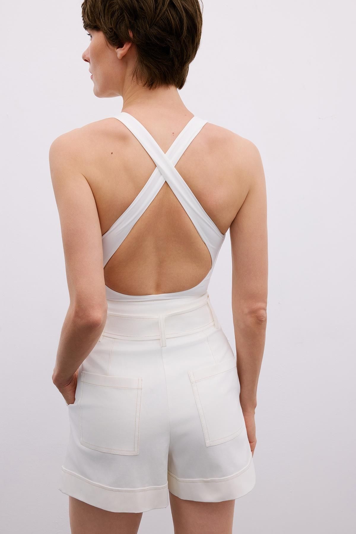Rue Studio-Ecru Shorts with Belt Buckle Detail 8