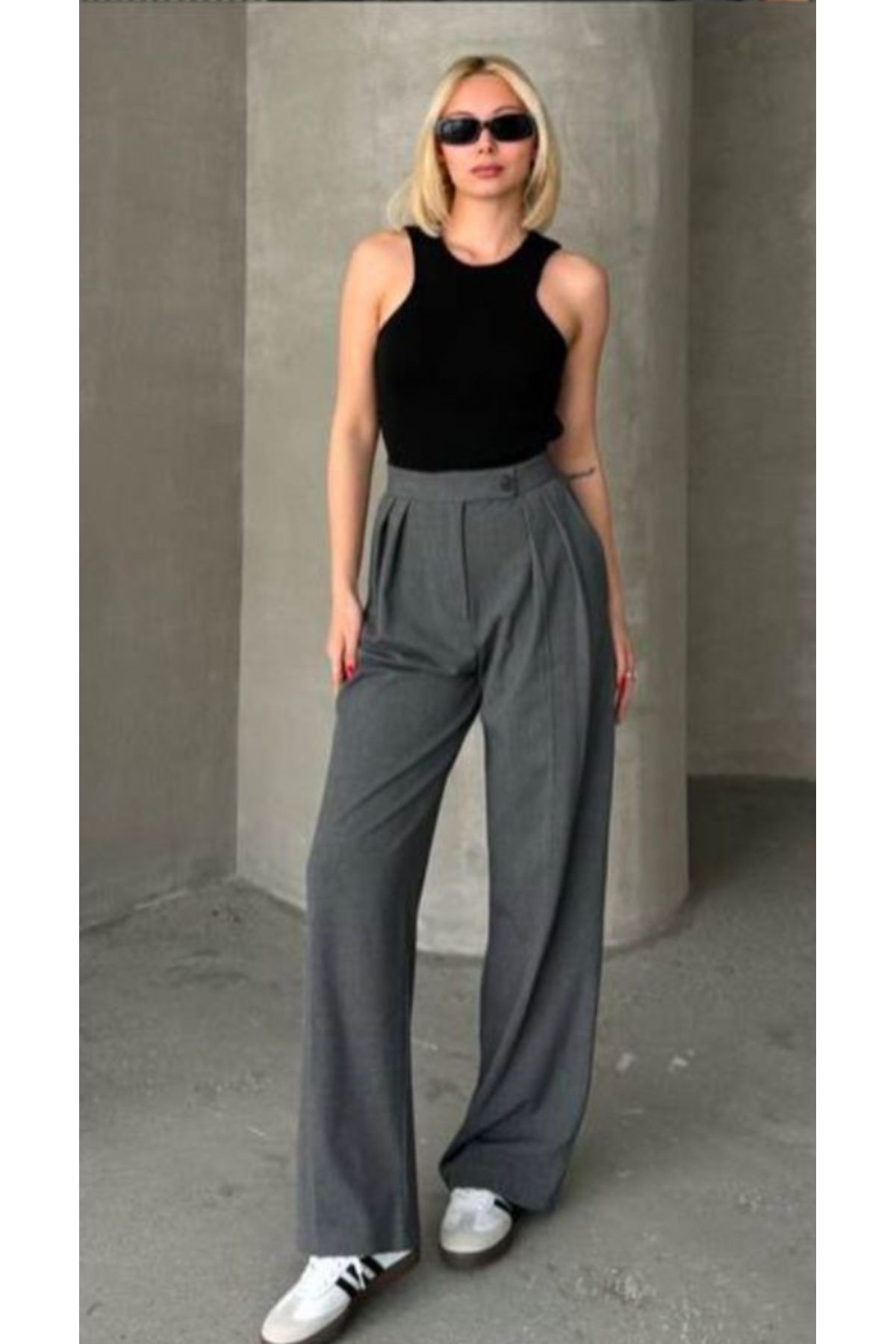 MODA Siyah halter yaka crop top
