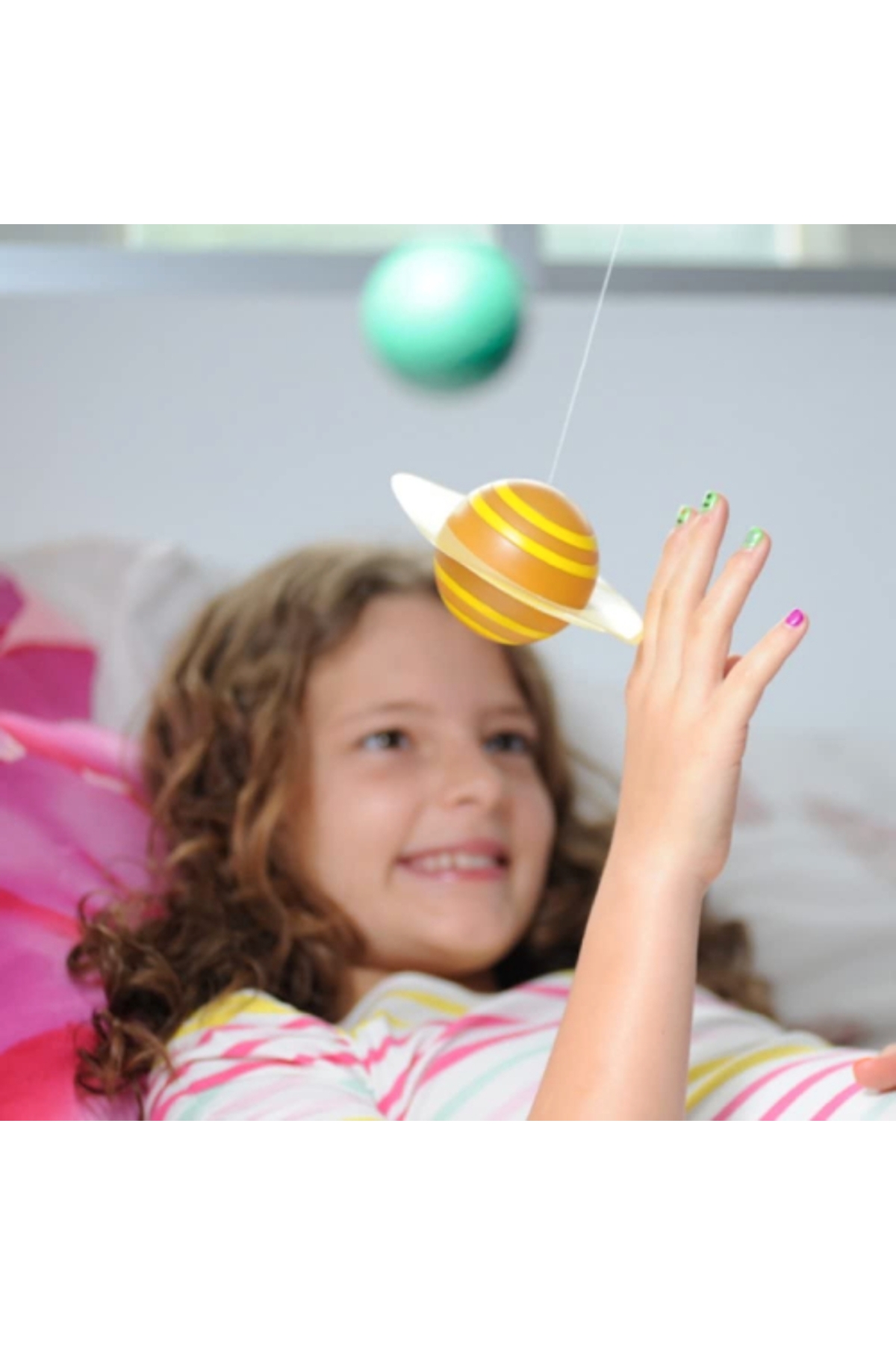 کیت ساخت مدل سه‌بعدی منظومه شمسی ۴M با قابلیت درخشش در تاریکی و انرژی خورشیدی