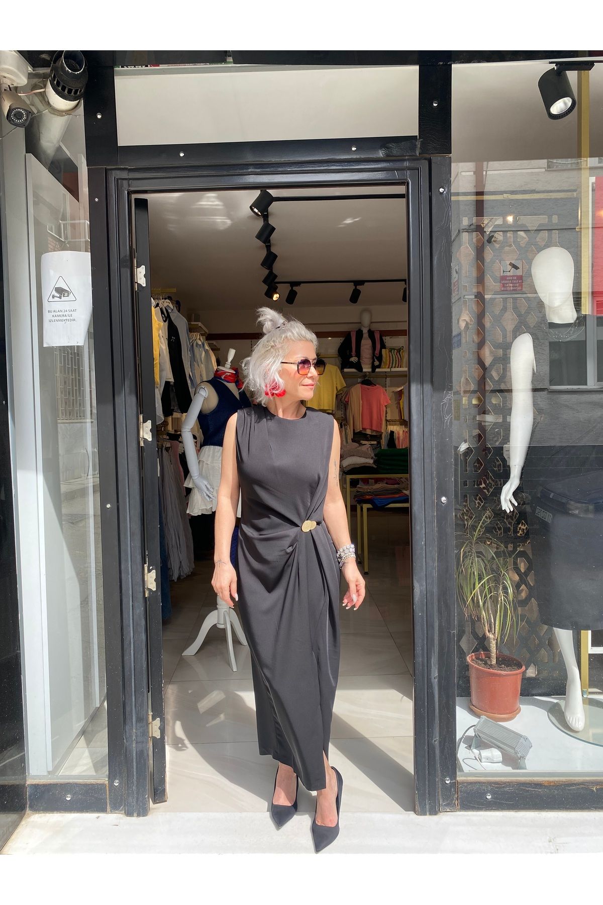 özlem adaşoğlu boutique BELDEN DÜĞMELİ ELBİSE