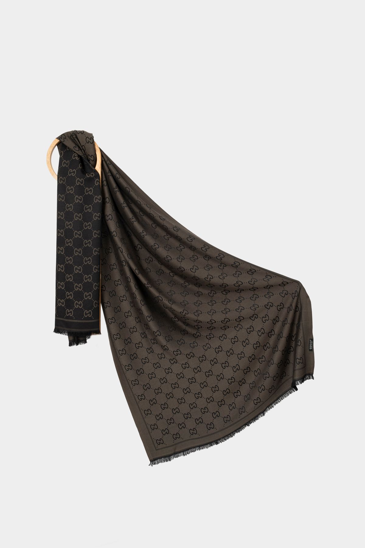 Gamzely Marka Model Eşarp