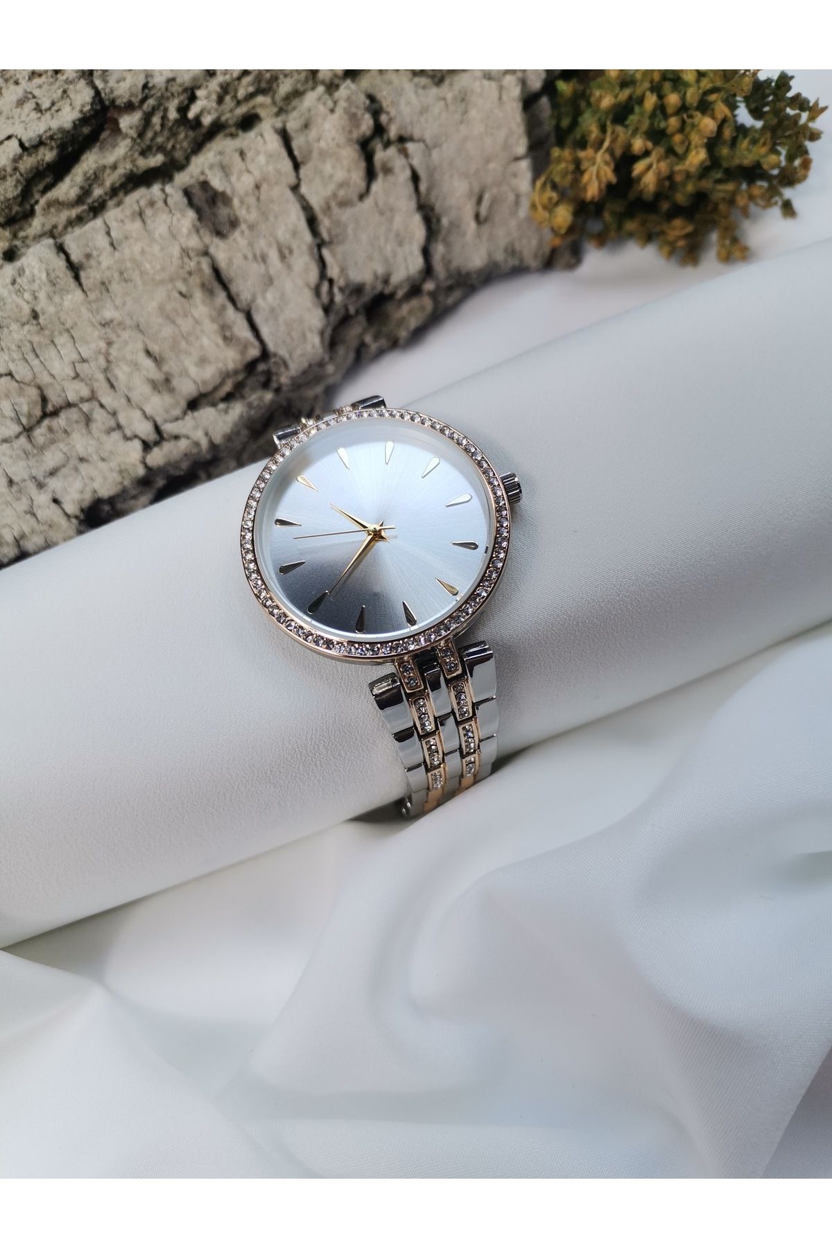 Luna Jewelry Aurora Zirkon Taşlı 316 L Çelik Kadın Saati