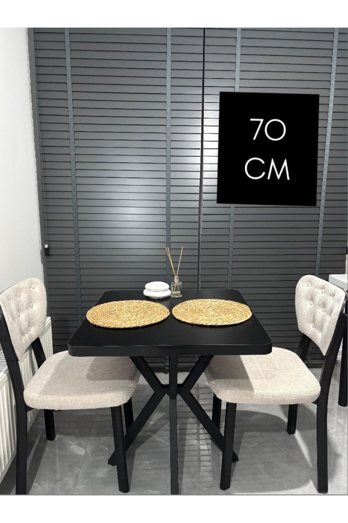 modülare Ceviz Mutfak Balkon Cafe Yemek Masası Kavisli Köşe Siyah Ayak 70 cm