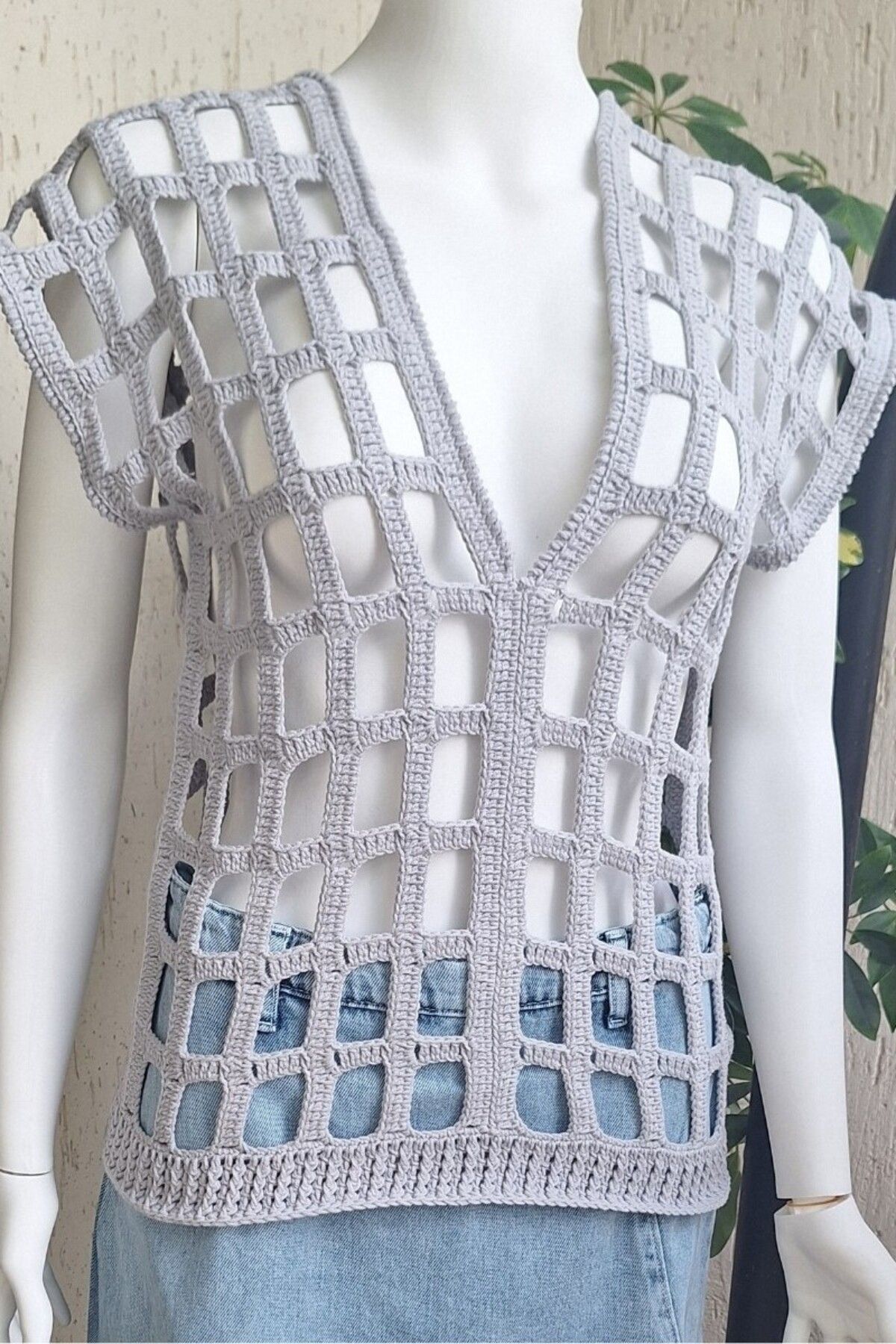 Butik KADIN GRİ RENK FİLE MODEL HAND MADE EL ÖRGÜSÜ PAMUKLU COTON İPTEN V YAKA YAZLIK DÜŞÜK OMUZ BLUZ