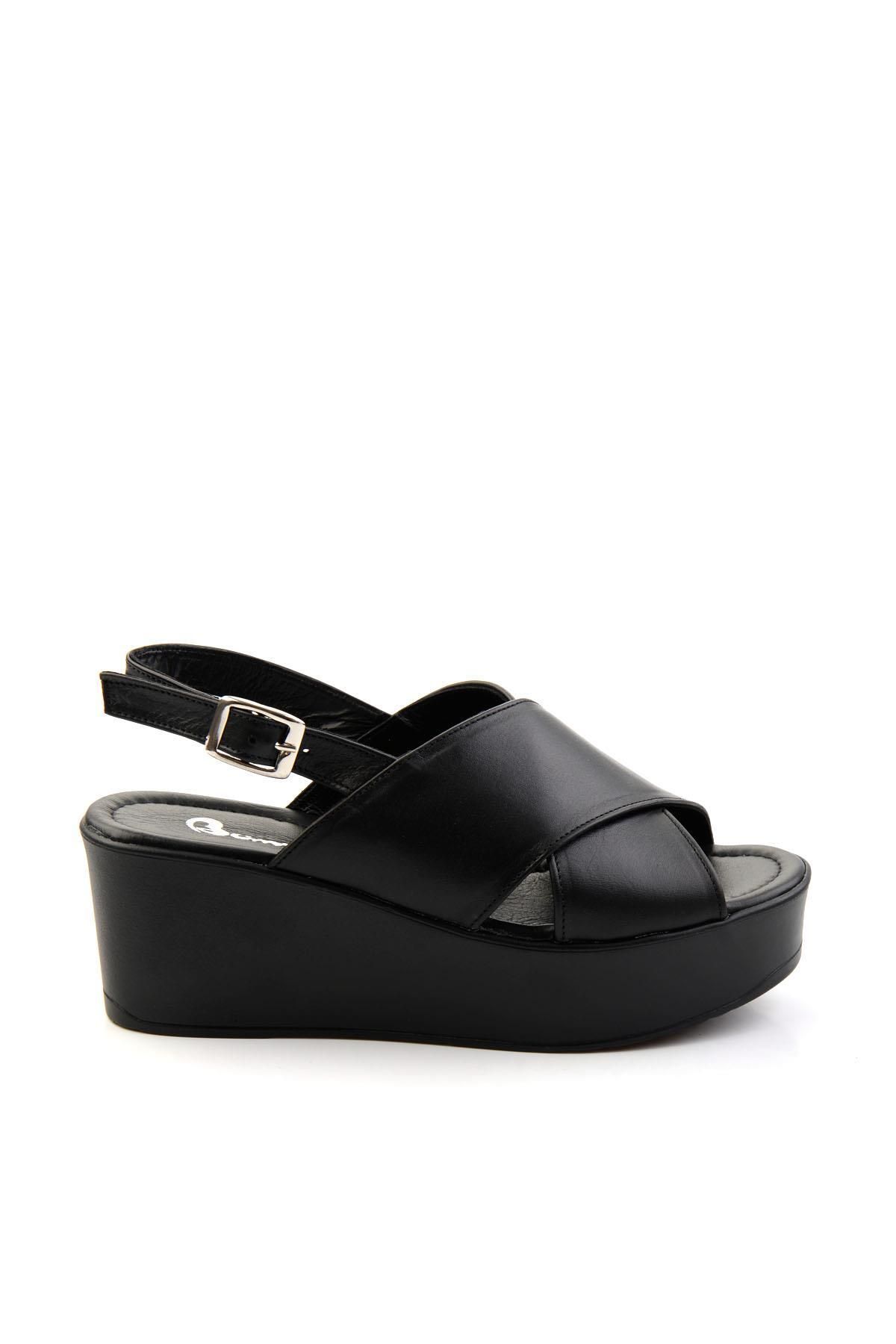 Bambi Siyah Leather Kadın Sandalet K05040030503