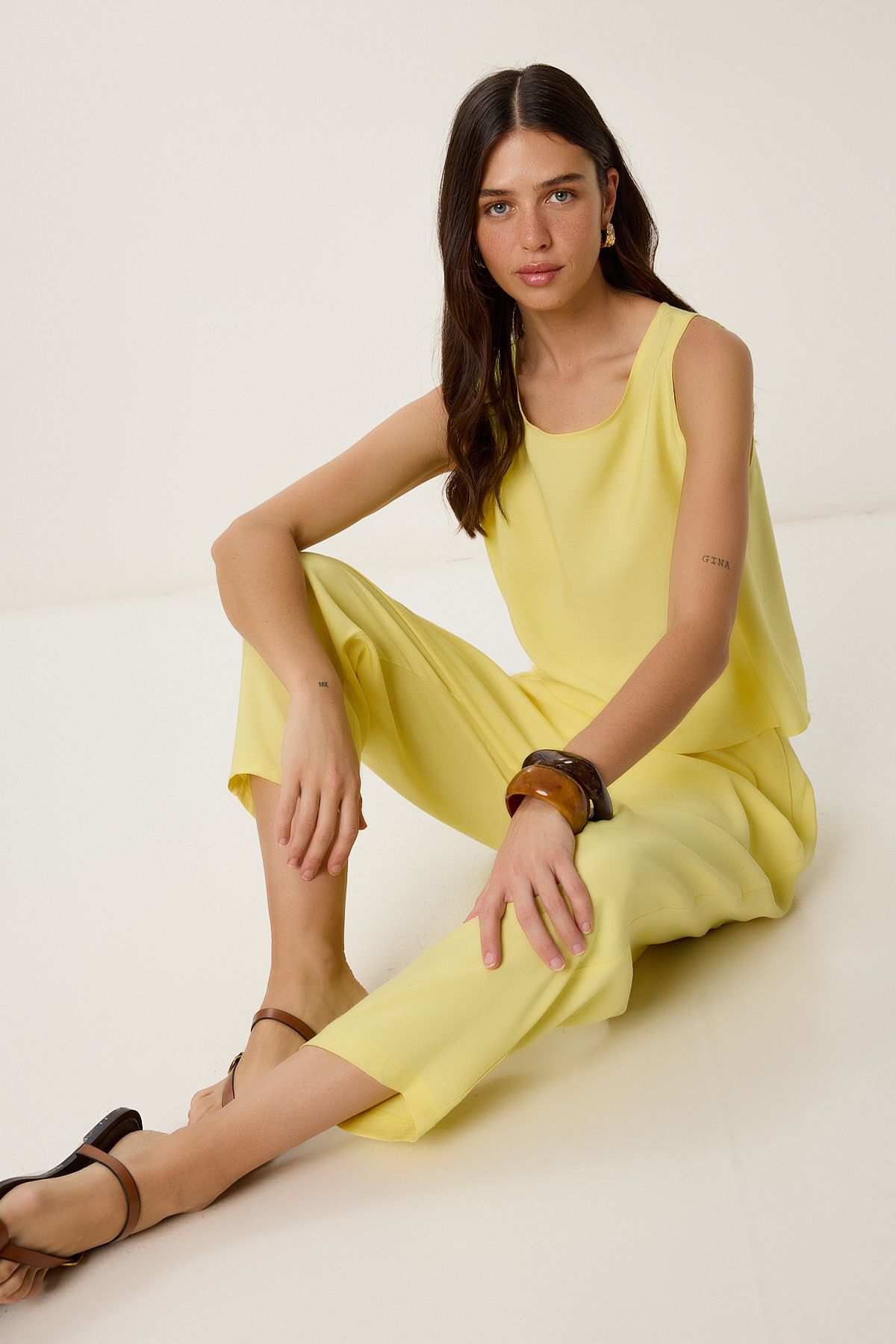 Lovelyİstanbul Kolsuz Bluz Pantolon Takım SARI LMC0058
