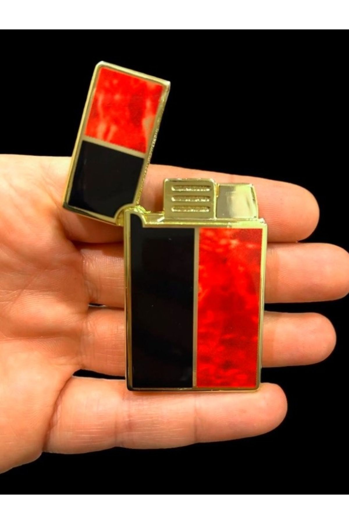 hg heartfelt gifts KIRMIZI SİYAH DESENLİ GAZLI PÜRMÜZLÜ METAL ÇAKMAK