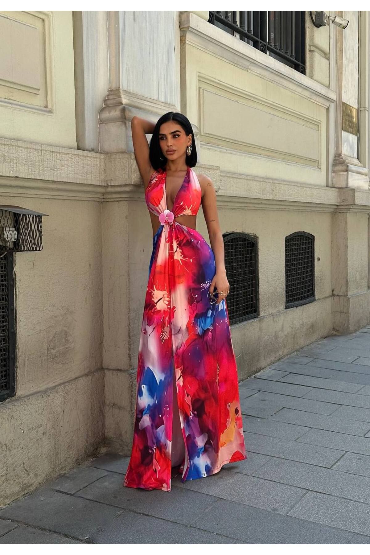 Miss Kristal Kumaş Aksesuar Detaylı Uzun Elbise