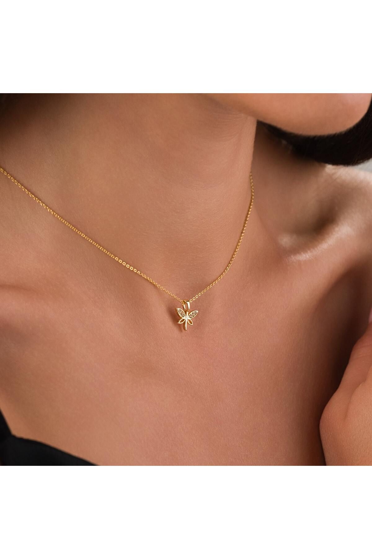 HOBİSY GIFT SHOP Minimal Tasarım Yusufcuk Figürlü Kolye – Zirkon Taşlı, Kararmaz Antialerjik Takı-Gold Renk