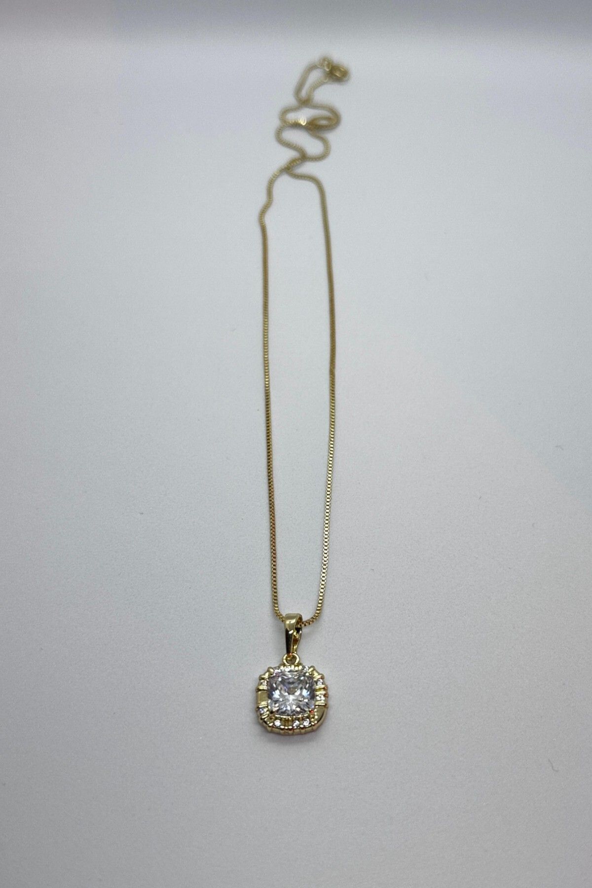 S ATELIER Baget Taşlı Kolye