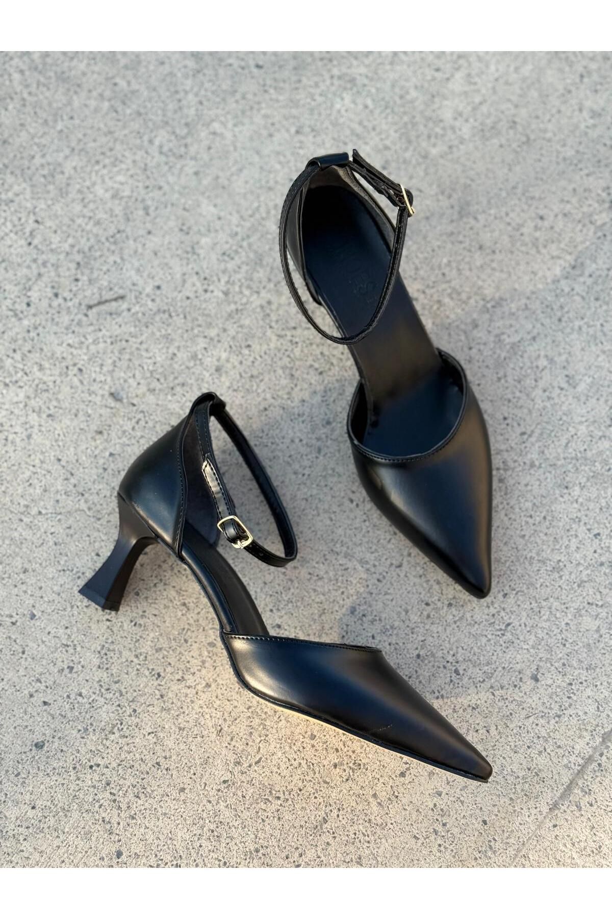 yezy shoes Siyah Kısa Topuklu Rahat Kadın Stiletto Topuklun Ayakkabı