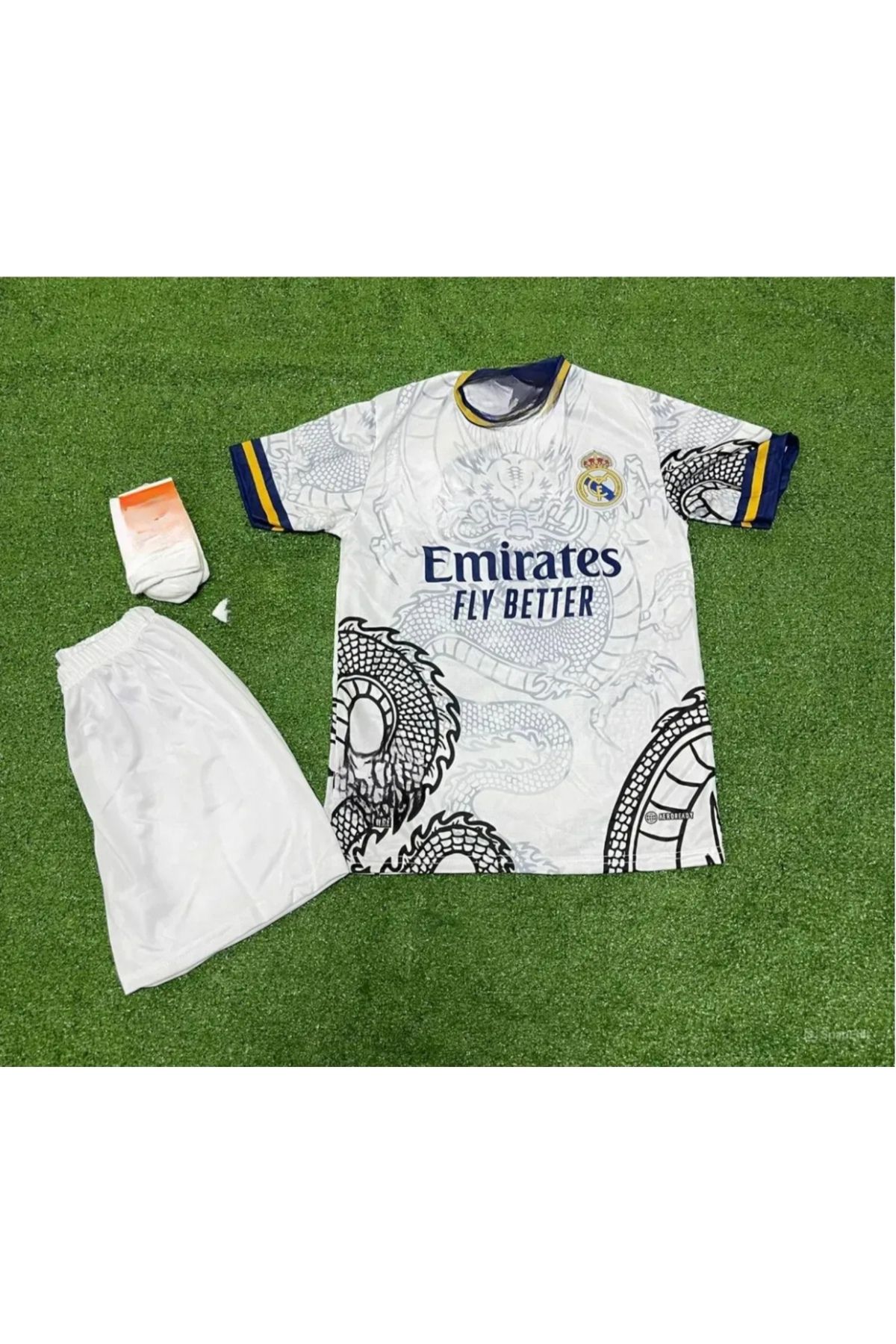 Forma R.e.a.l M.a.d.r.i.d - C. Ronaldo Özel tasarımlı Çoçuk Alt üst Çoraplı Takım