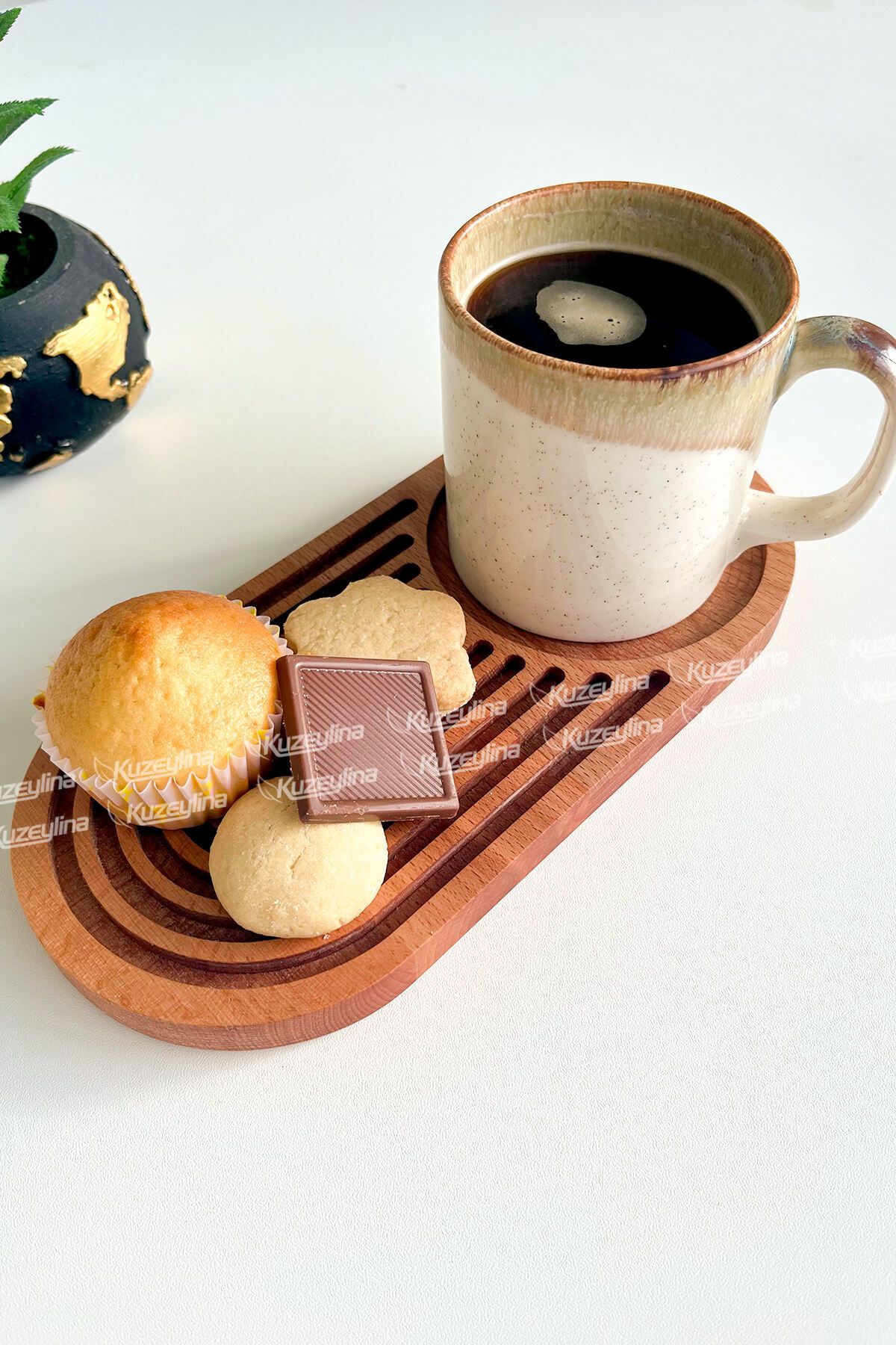 Kuzeylina Doğal Ahşap Kahve Sunumluğu – Gökkuşağı Desenli Servislik | Kayın Ağacı 24x15 cm