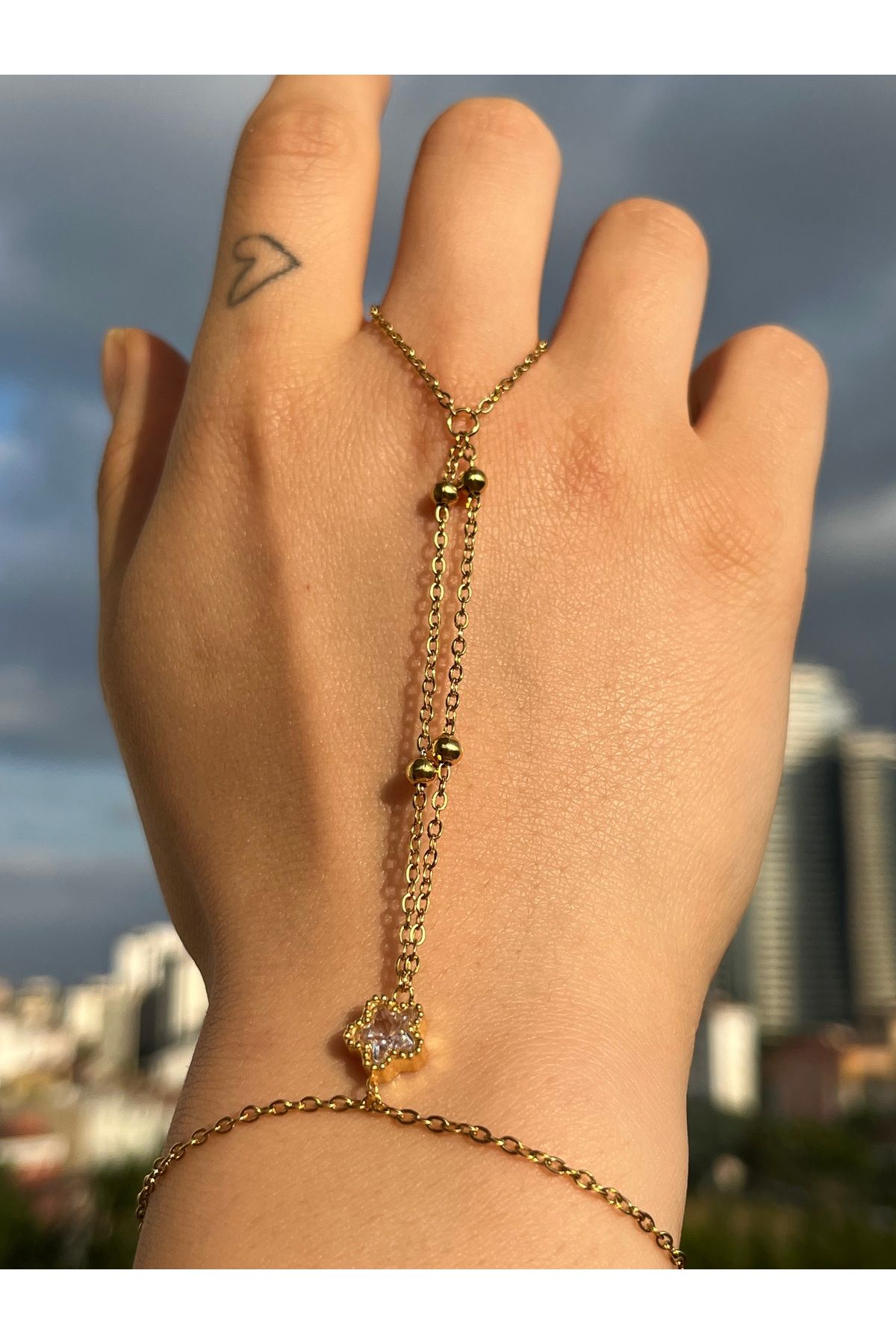 B&E SHİNE JEWERLY Kararmaz Çelik Yıldız Zirkon Taş Detay Şahmeran