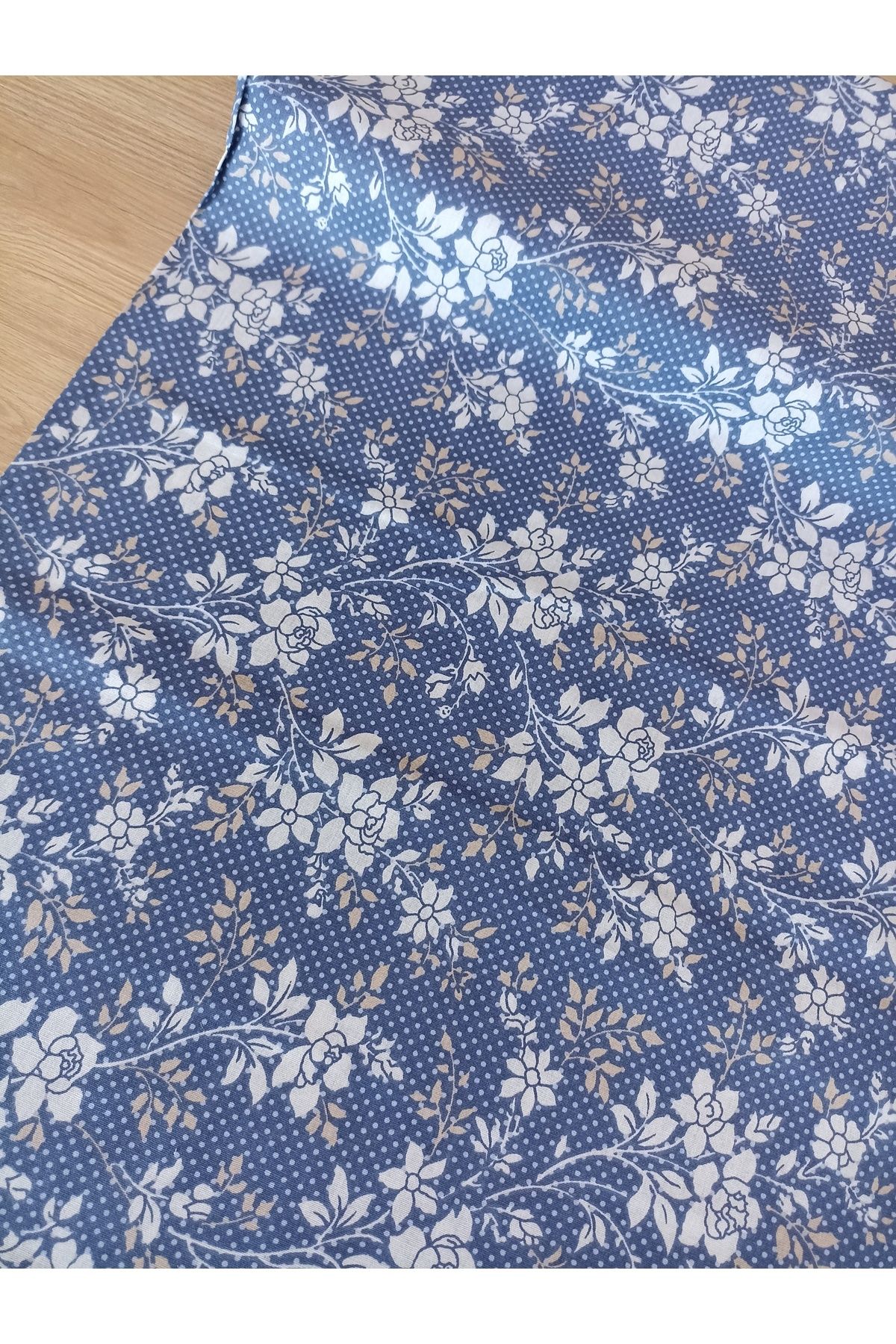 ida design store Mavi Renk Puantiyeli ve Çiçekli %100 Pamuk Poplin Kumaş 100x240
